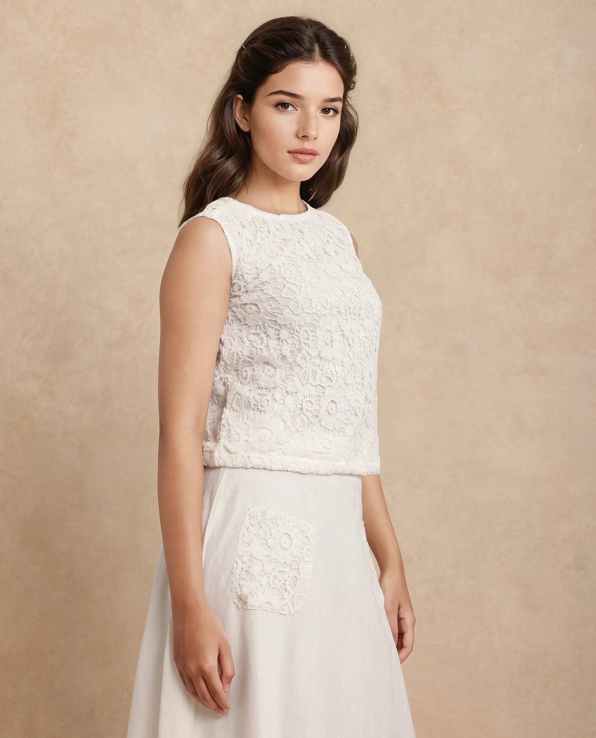 Rareism Women's Janlom T White Cotton Round Neck Abstract Print Sleeveless Crop Boxy Fit Top