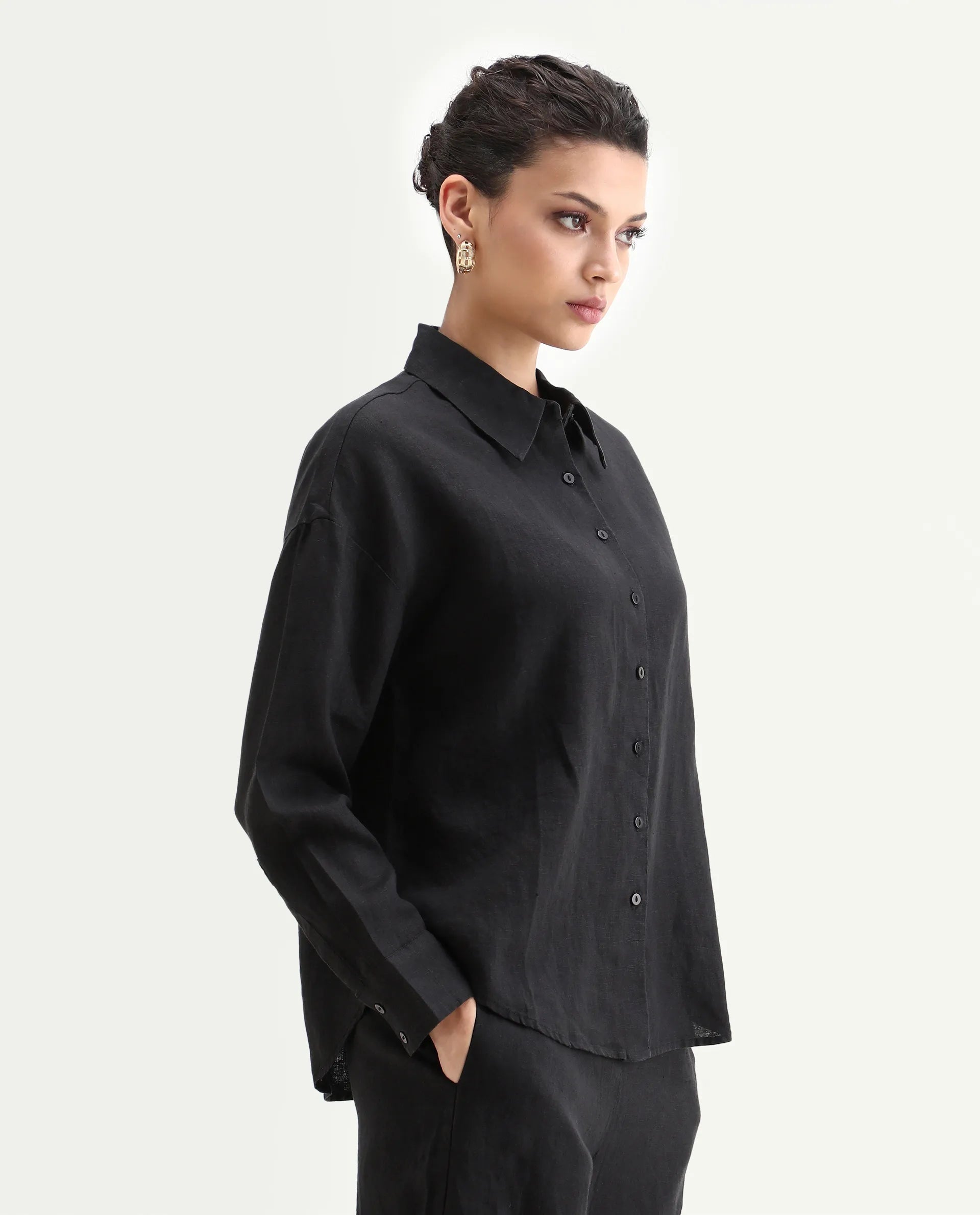 Rareism Women's Janria T Black Linen Spread Collar Plain Cuffed Sleeve Regular Fit Top