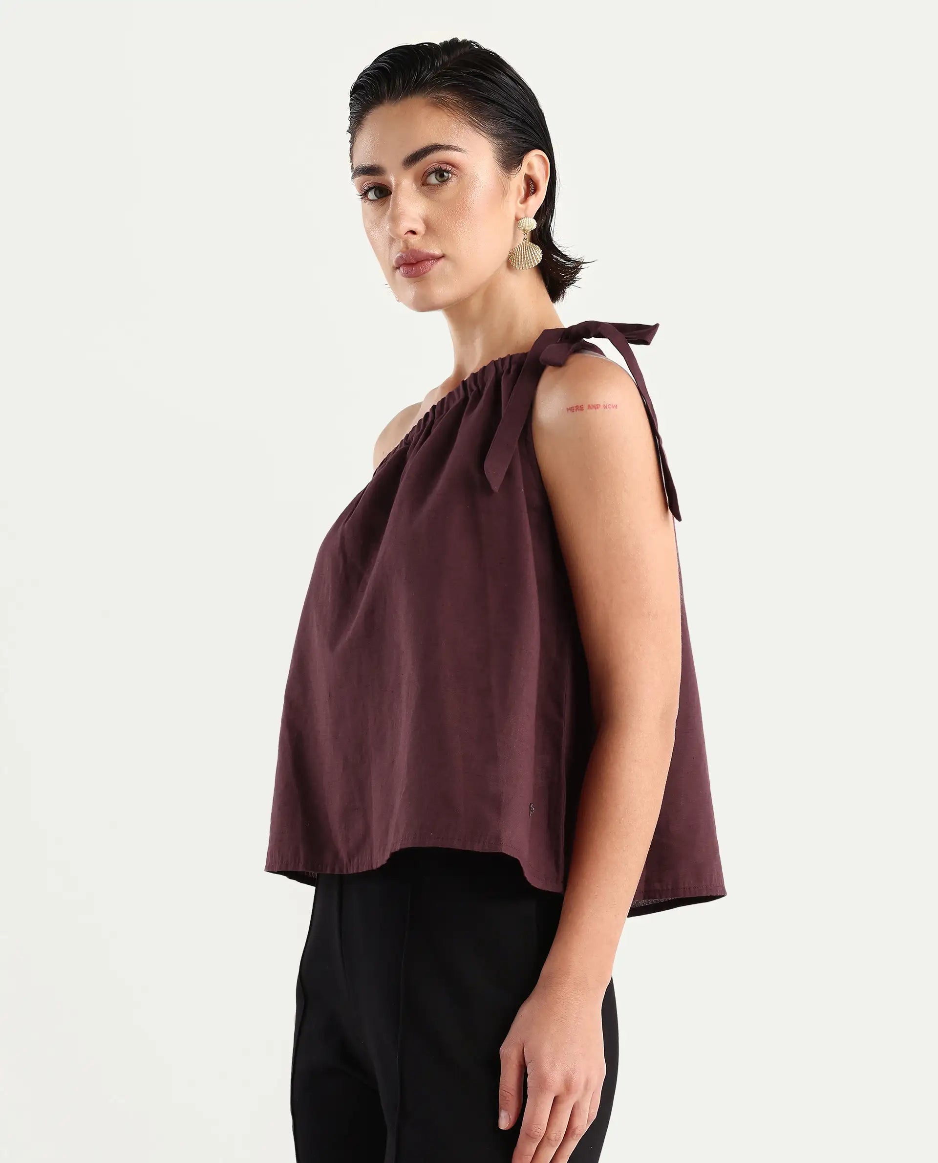 Rareism Women's Jarza Maroon Cotton Blend One Shoulder Plain One Shoulder Crop Regular Fit Top
