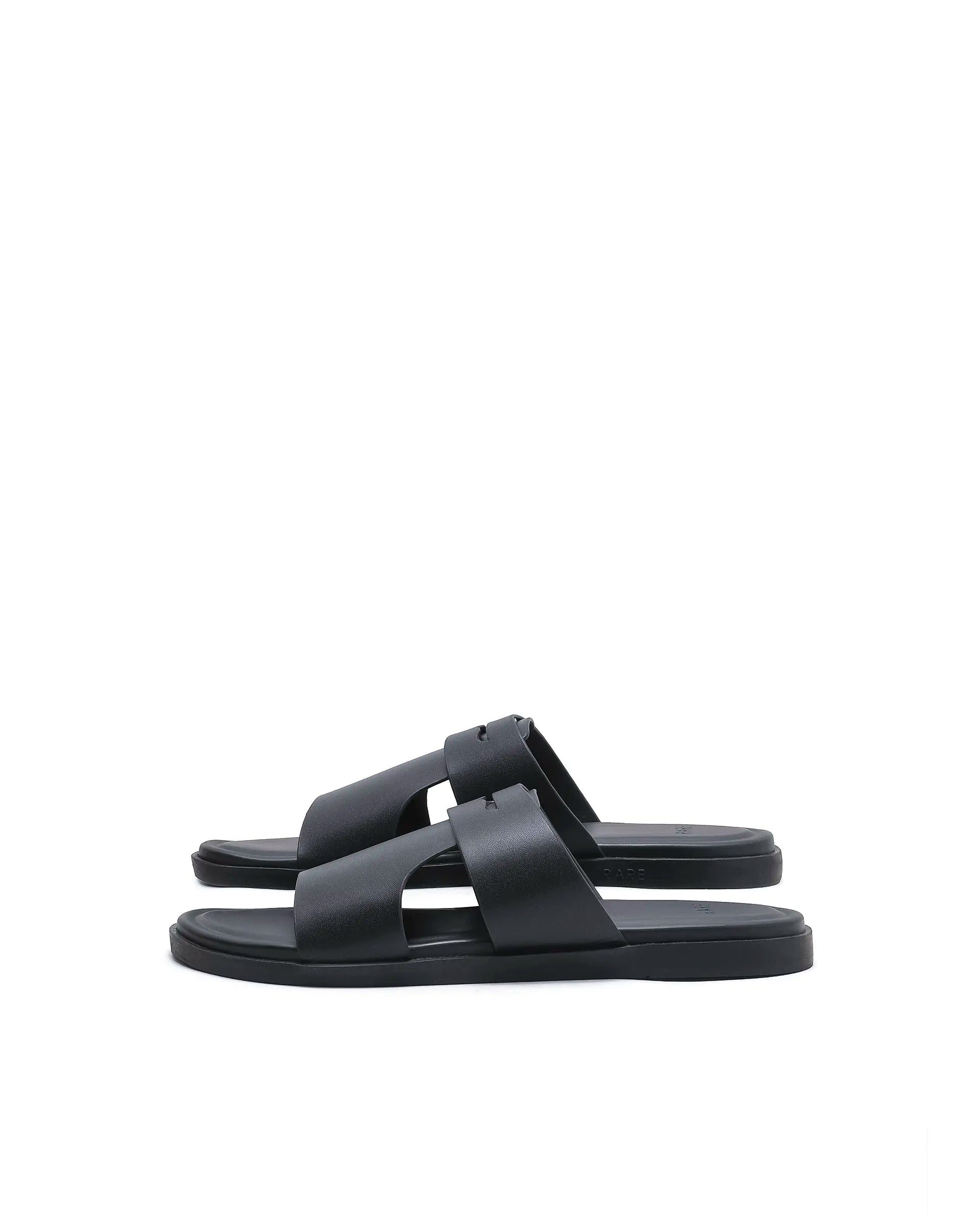 Rarez Men's Jaxa Black Leather Regular Sandal