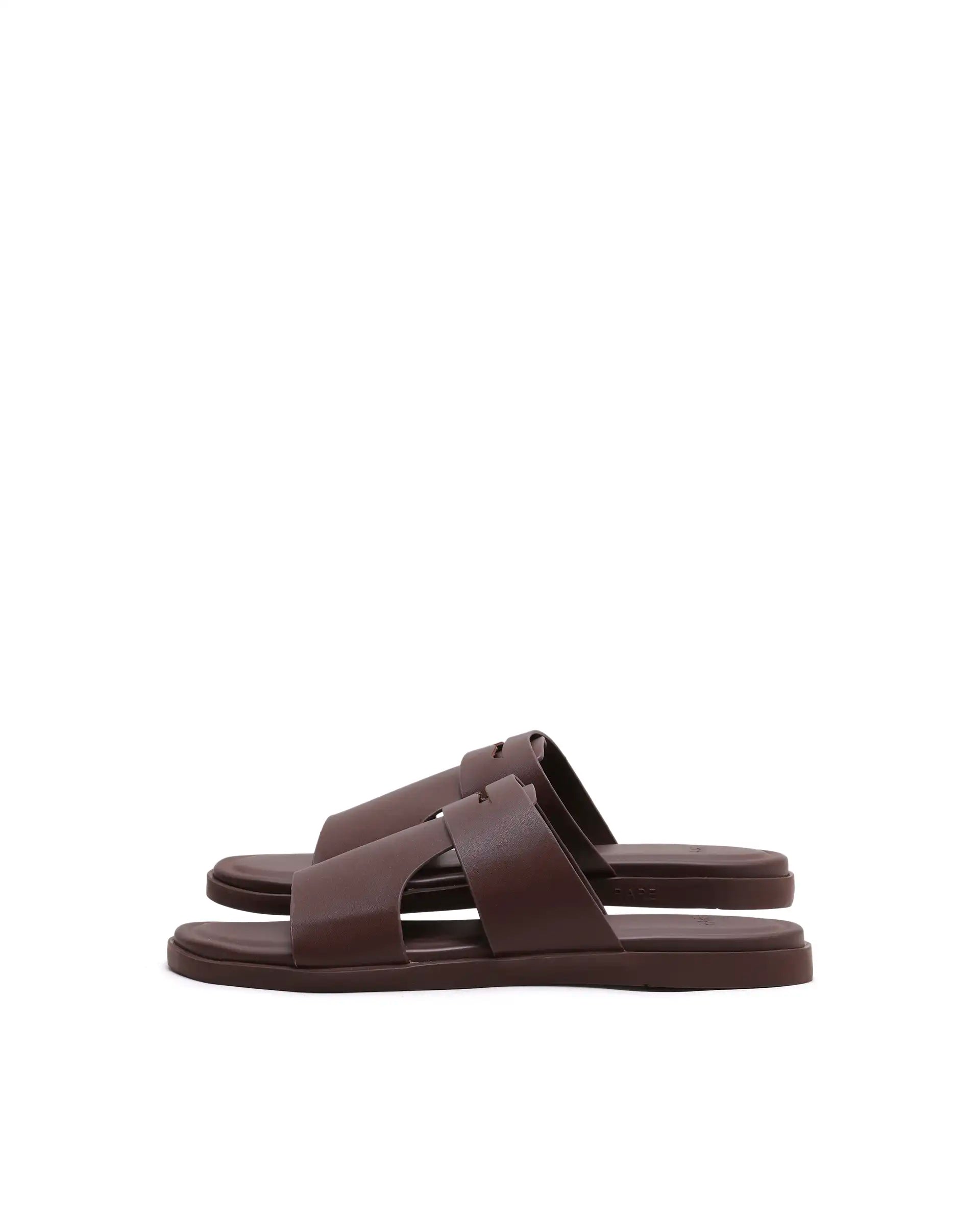 Rarez Men's Jaxa Dark Holy Rust Leather Regular Sandal