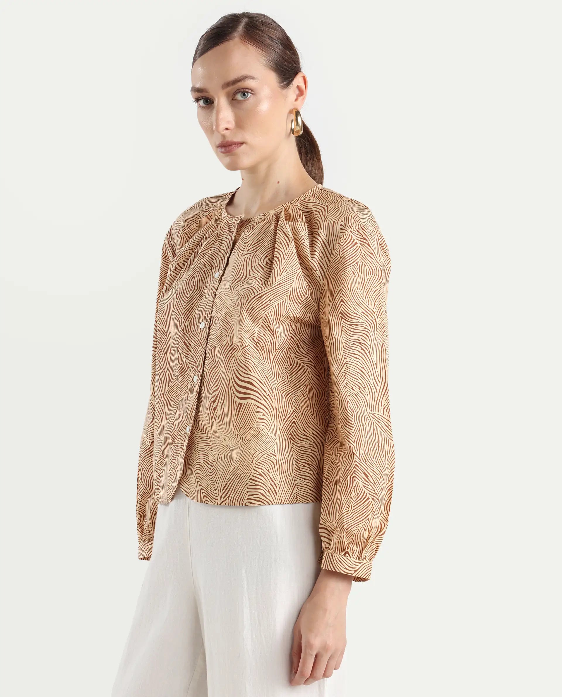 Rareism Women's Jaylone Beige Cotton Crew Neck Geometric Print Cuffed Sleeve Regular Fit Top