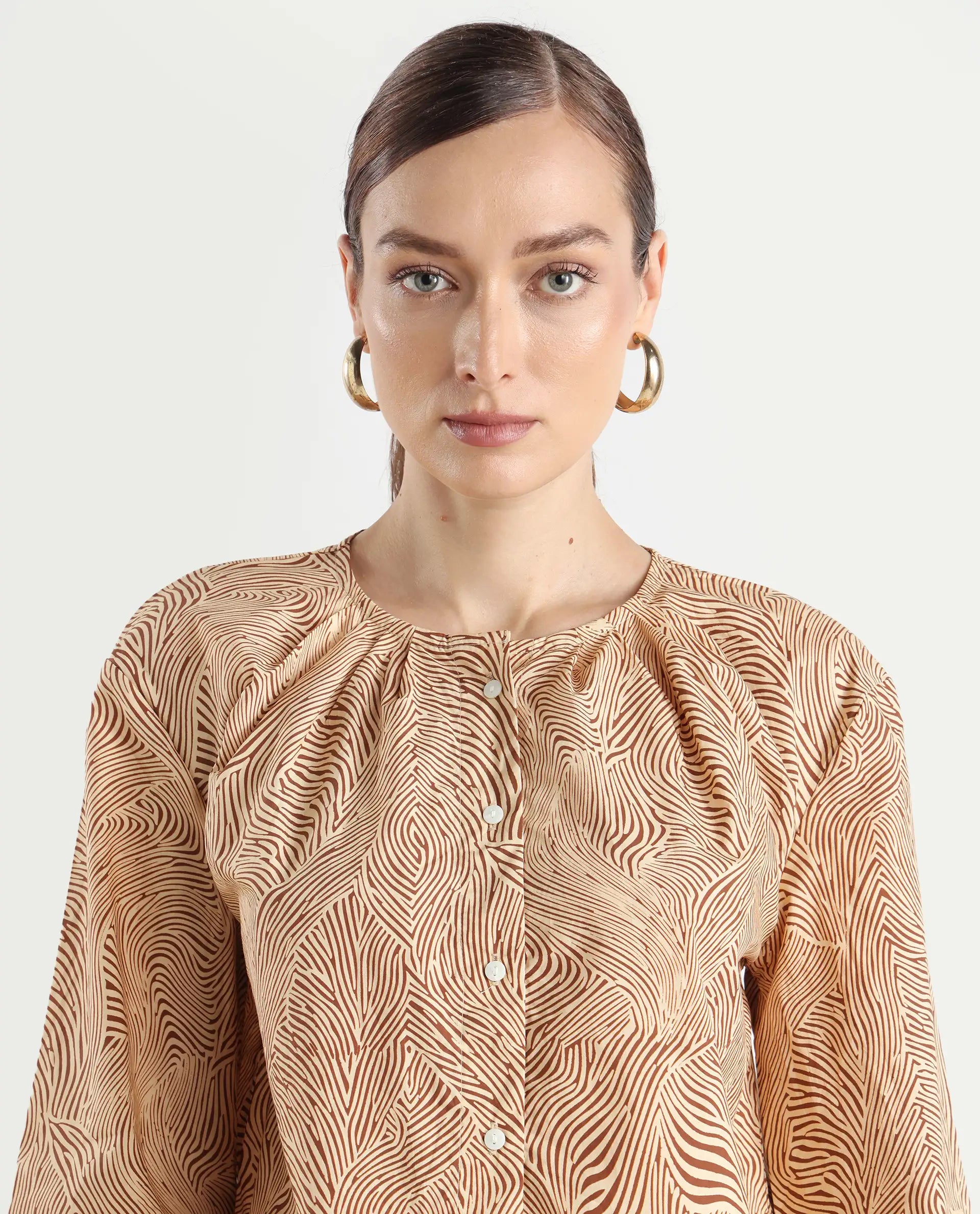 Rareism Women's Jaylone Beige Cotton Crew Neck Geometric Print Cuffed Sleeve Regular Fit Top