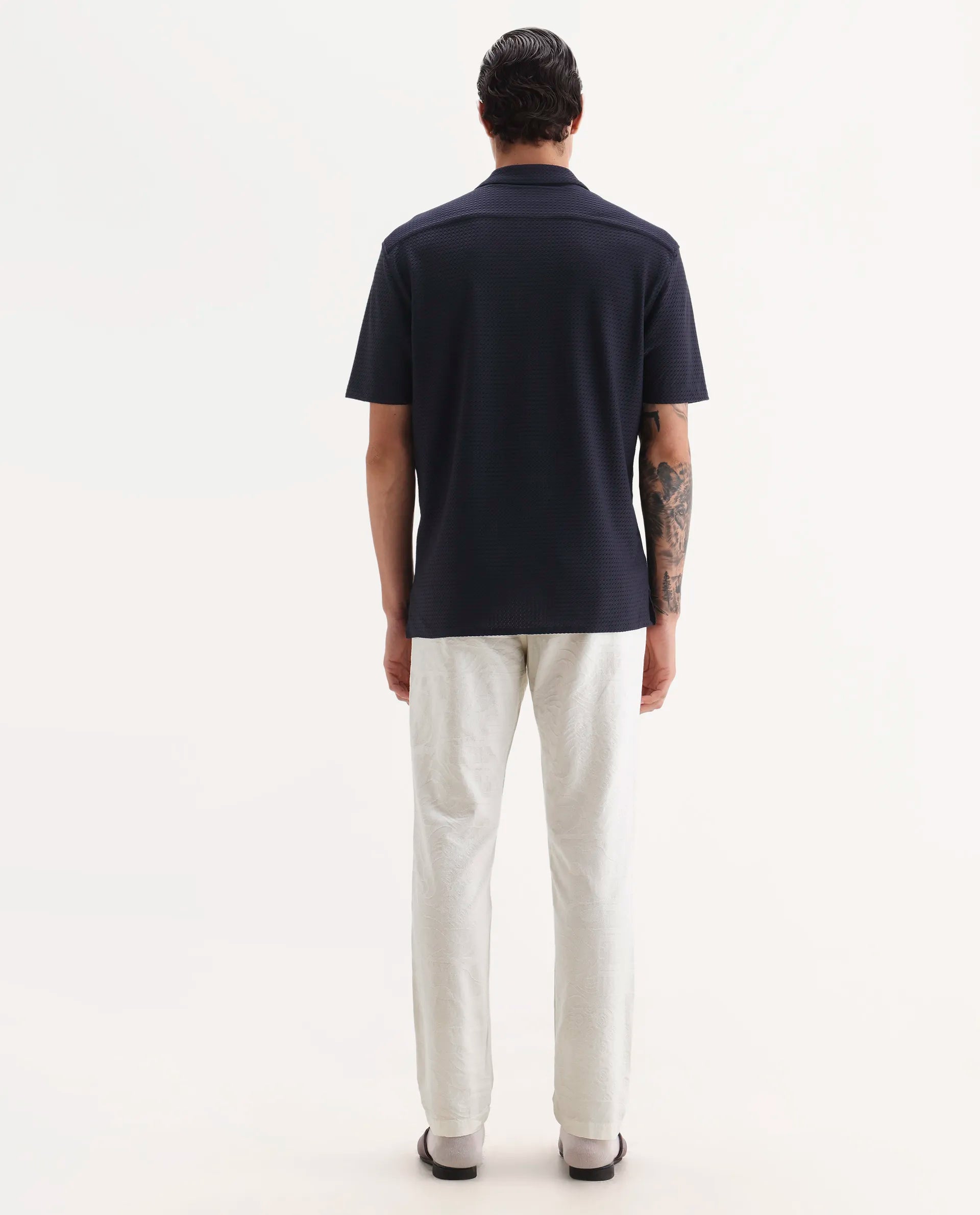 Rare Rabbit Men Jeck-Aw25 White Cotton Fabric Button And Zip Closure Closure Jacquard Trouser