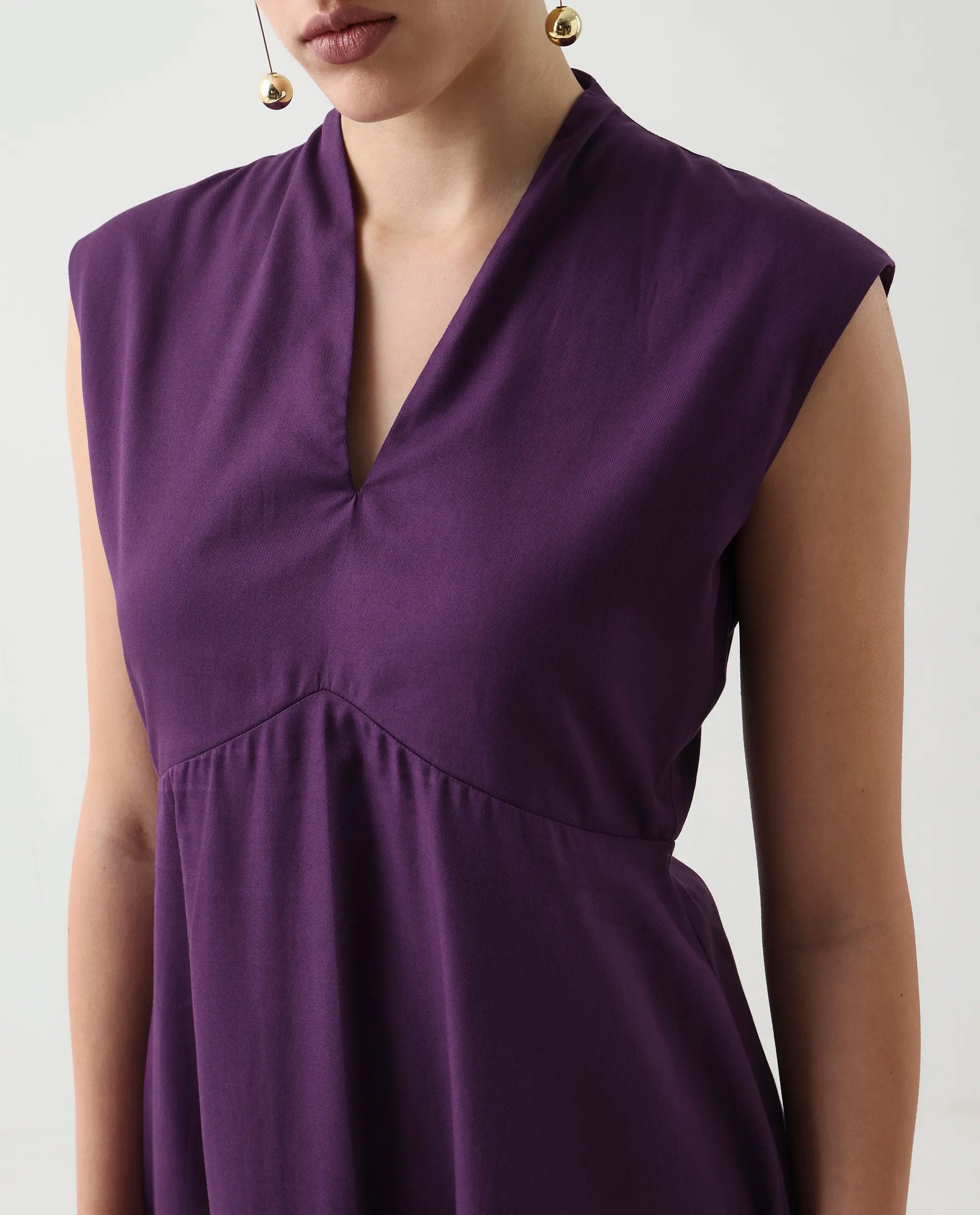 Rareism Women's Jenshi Purple Cotton Blend Sleeveless V-Neck Fit And Flare Fit Plain Dress