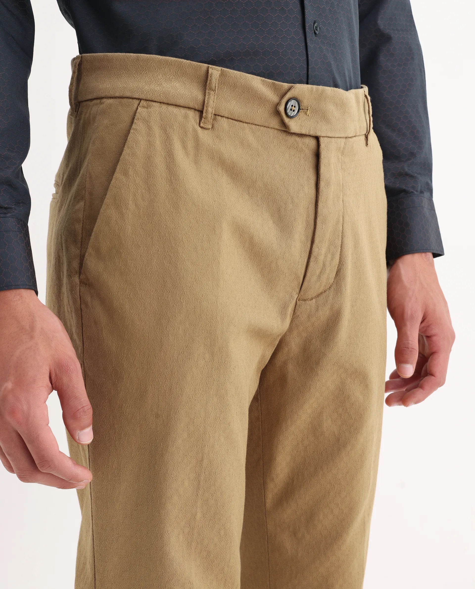 Rare Rabbit Men's Jes Khaki Cotton Blend Jacquard Relaxed Fit Trouser