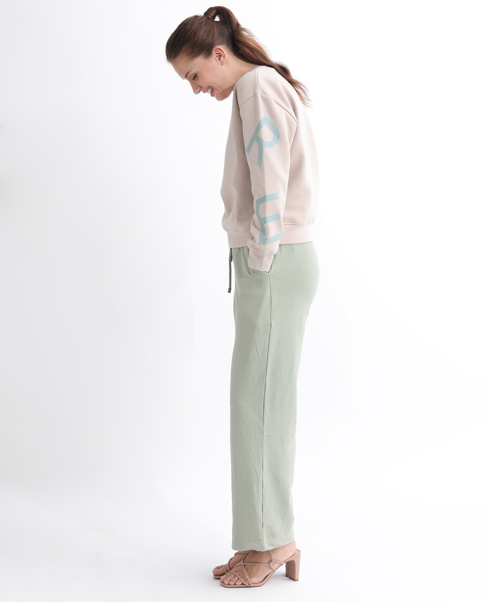 Rareism Articale Women Joni Beige Poly Cotton Fabric Full Sleeves Crew Neck Regular Fit Graphic Print Sweatshirt