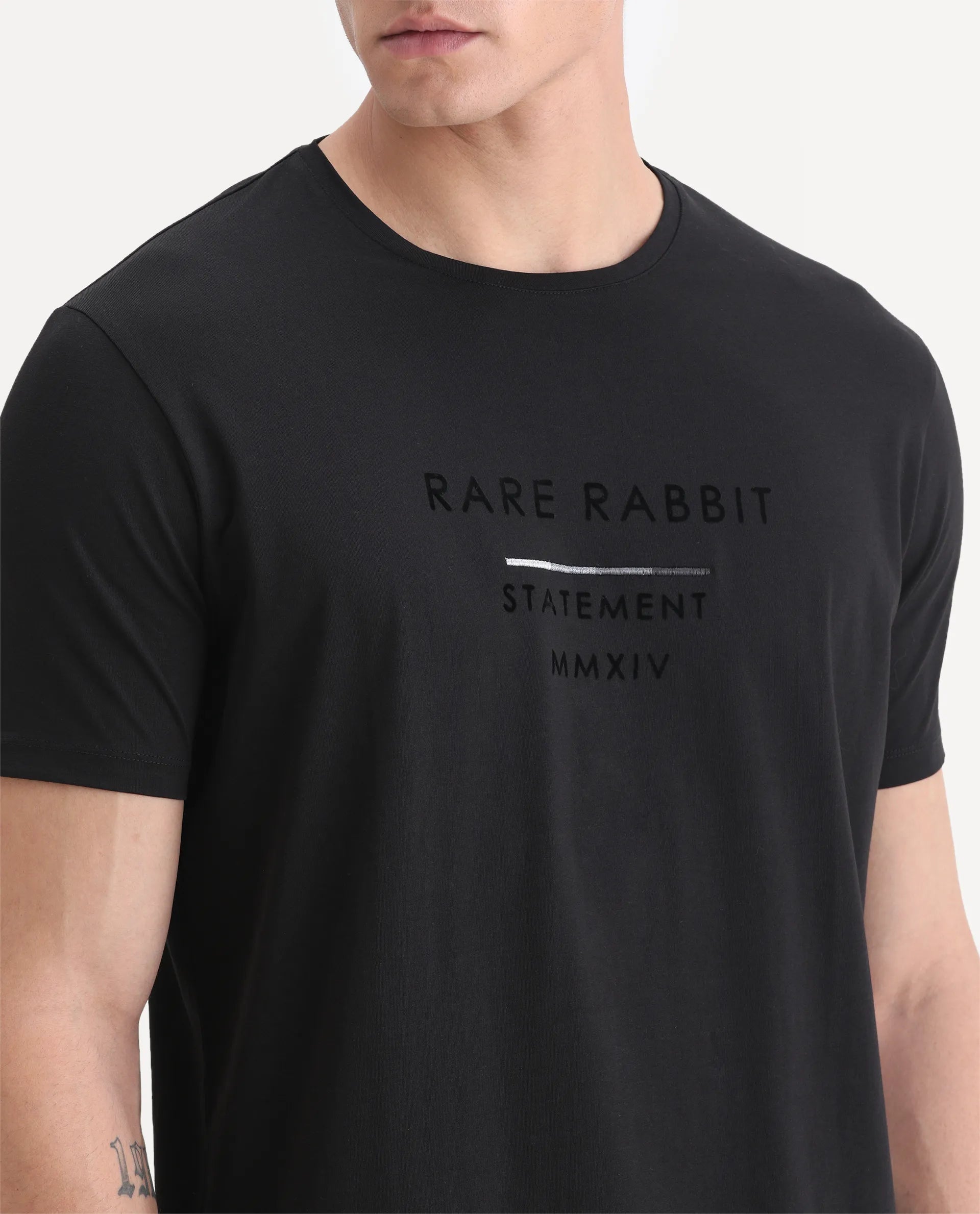 Rare Rabbit Men's Kalo Black Cotton Blend Graphic Print Regular Fit Half Sleeve Crew Neck T-Shirt