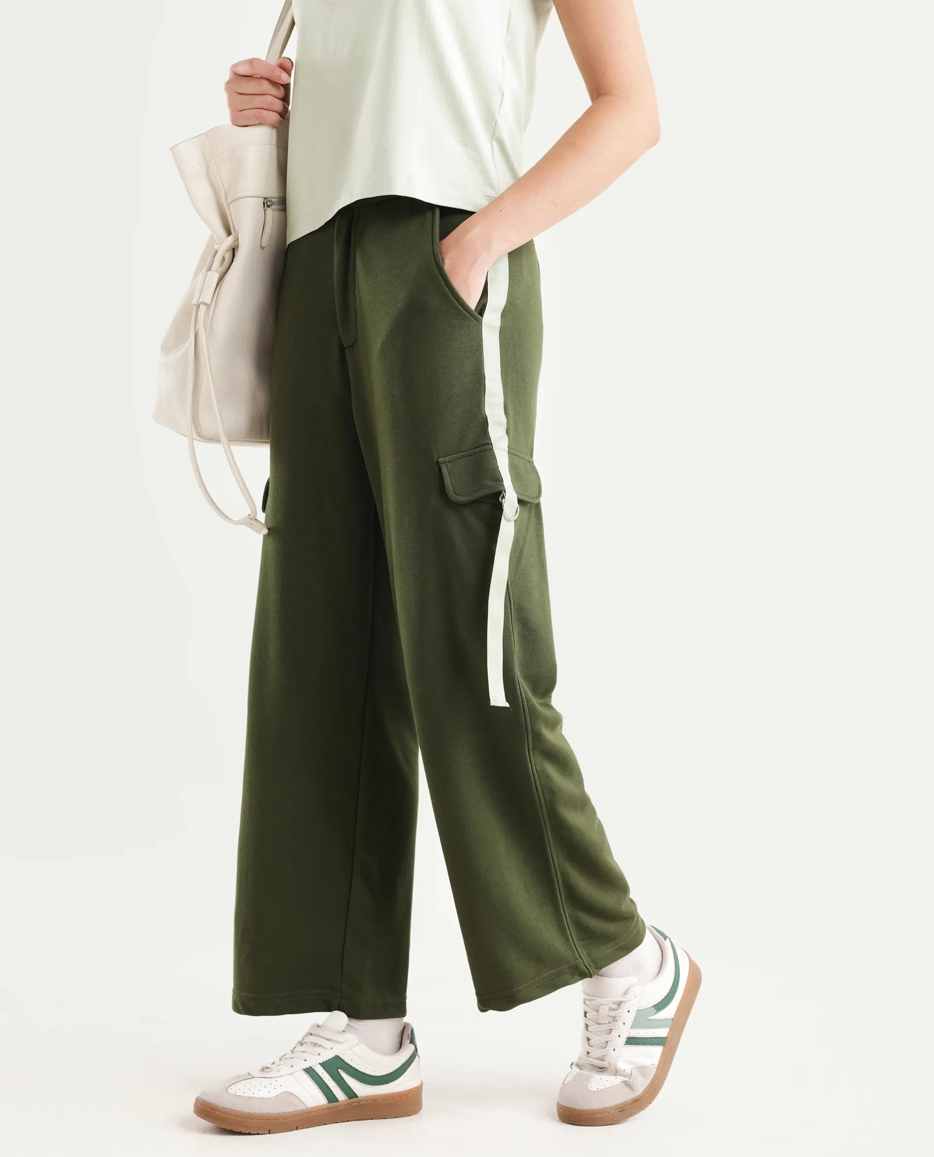Rareism Women's Kar Olive Cotton Blend Plain Ankle Length Wide Track Pant
