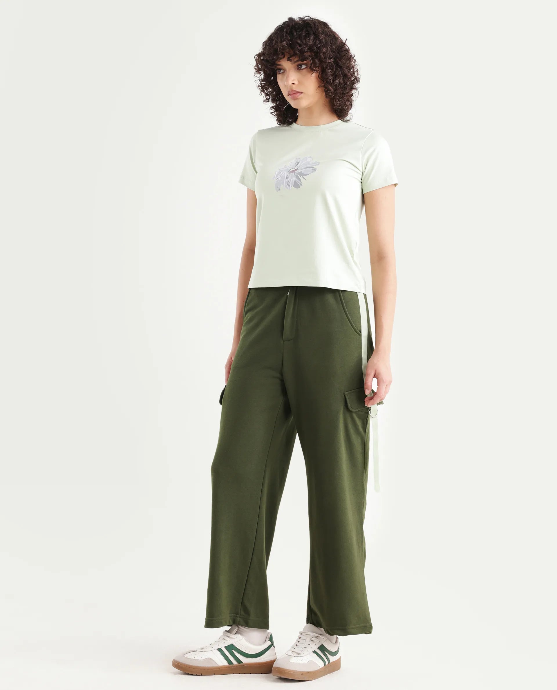 Rareism Women's Kar Olive Cotton Blend Plain Ankle Length Wide Track Pant