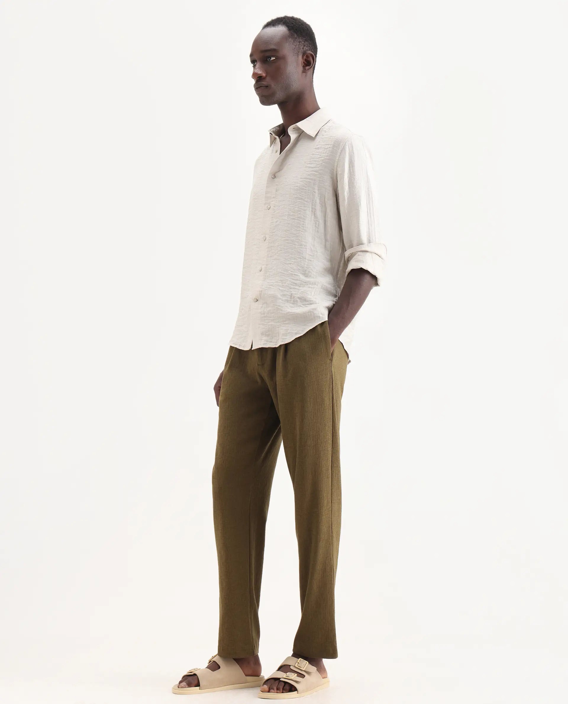 Rare Rabbit Men's Keloe Olive Cotton Blend Plain Relaxed Fit Trouser