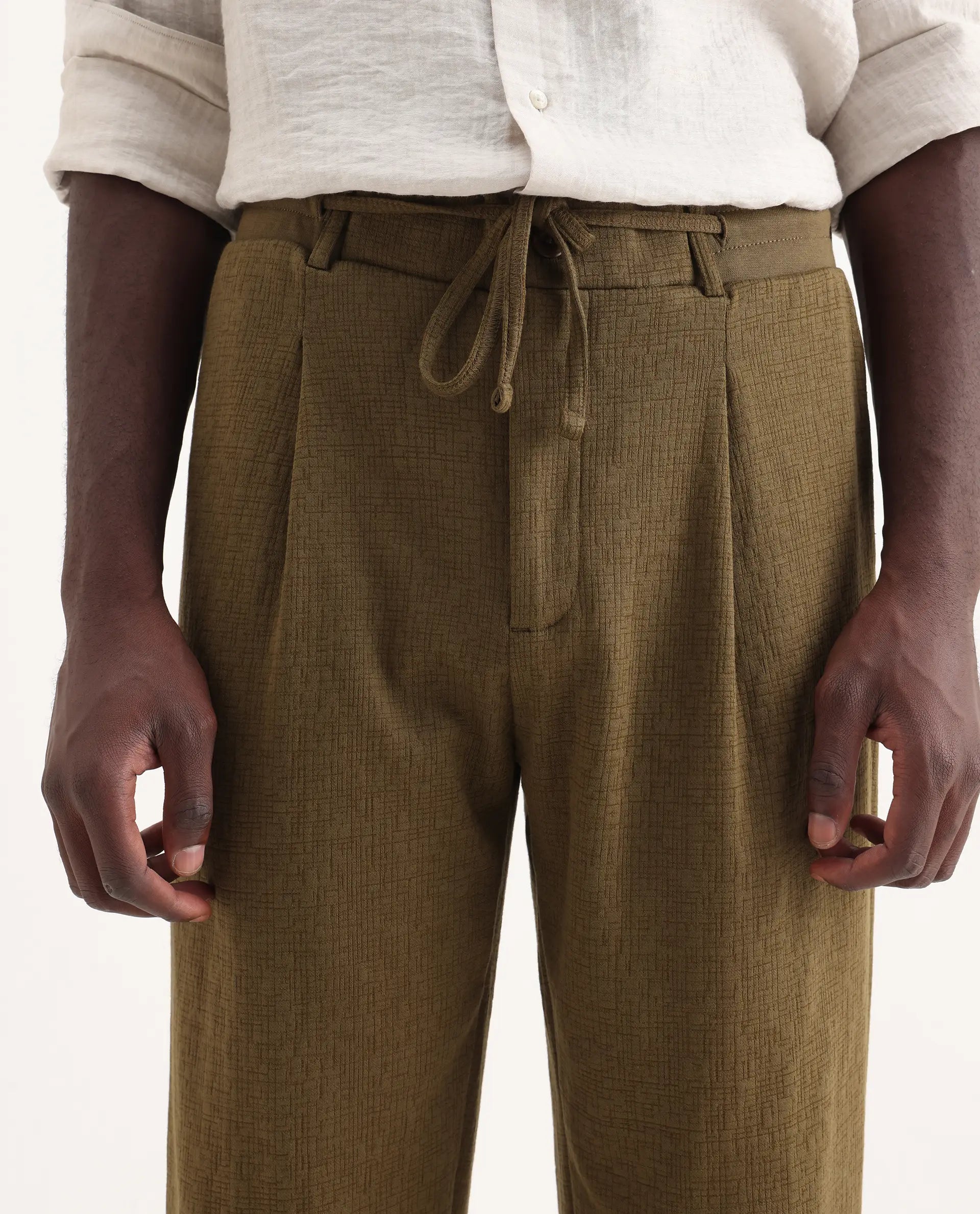 Rare Rabbit Men's Keloe Olive Cotton Blend Plain Relaxed Fit Trouser
