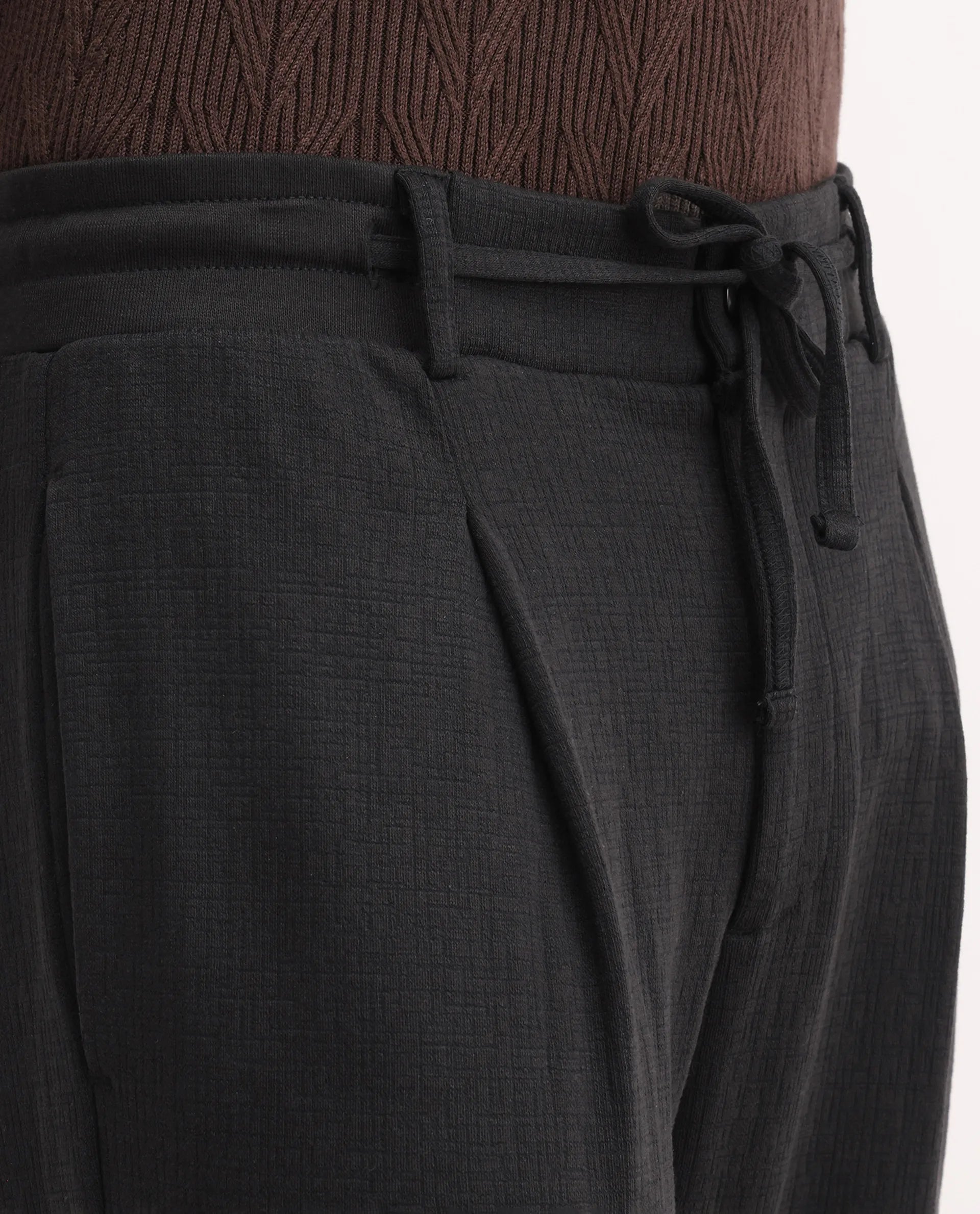 Rare Rabbit Men's Keloe Black Cotton Blend Plain Relaxed Fit Trouser