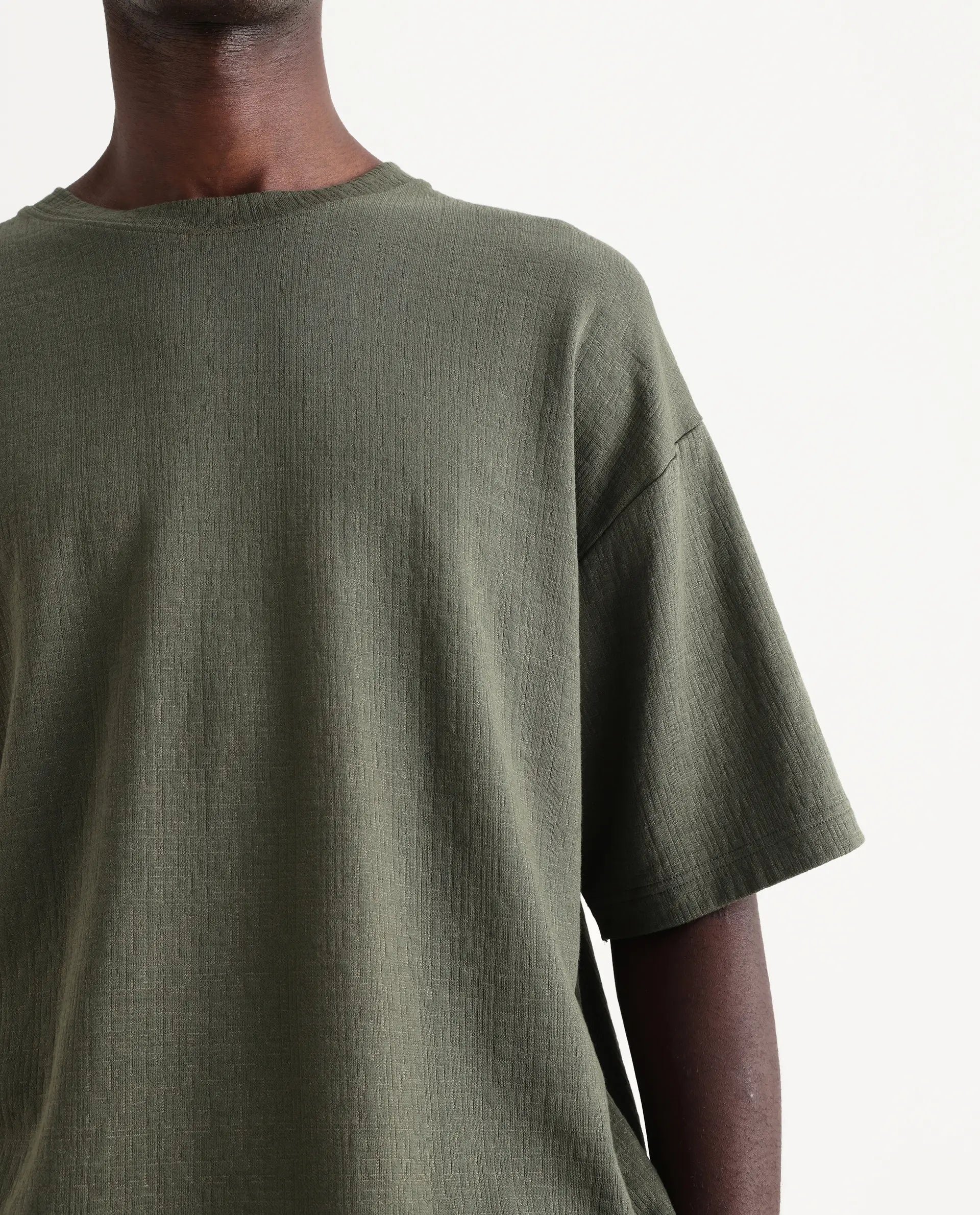 Rare Rabbit Men's Kelos Olive Cotton Blend Plain Oversized Fit Half Sleeve Crew Neck T-Shirt