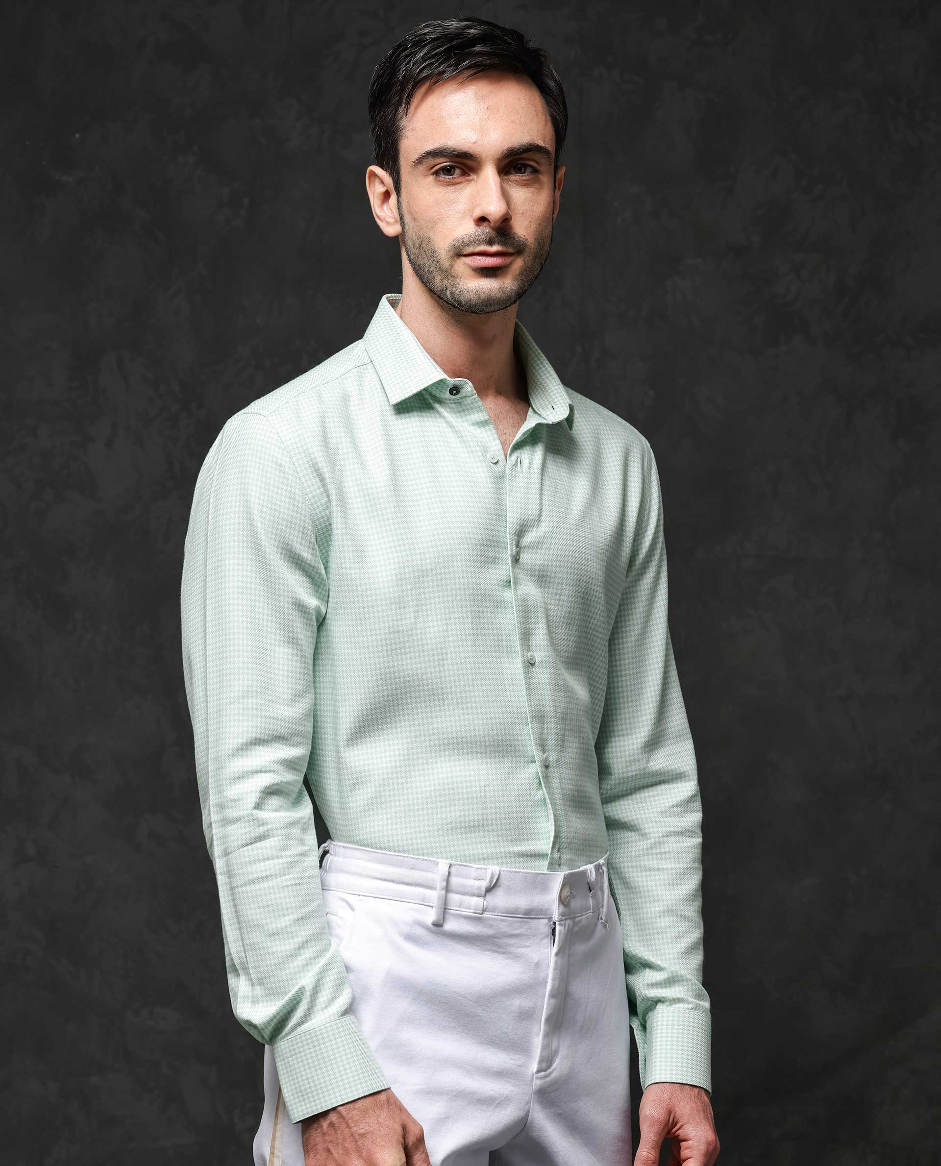 Rare Rabbit Mens Kinate Pastel Green Full Sleeve Solid Houndstooth Check Shirt