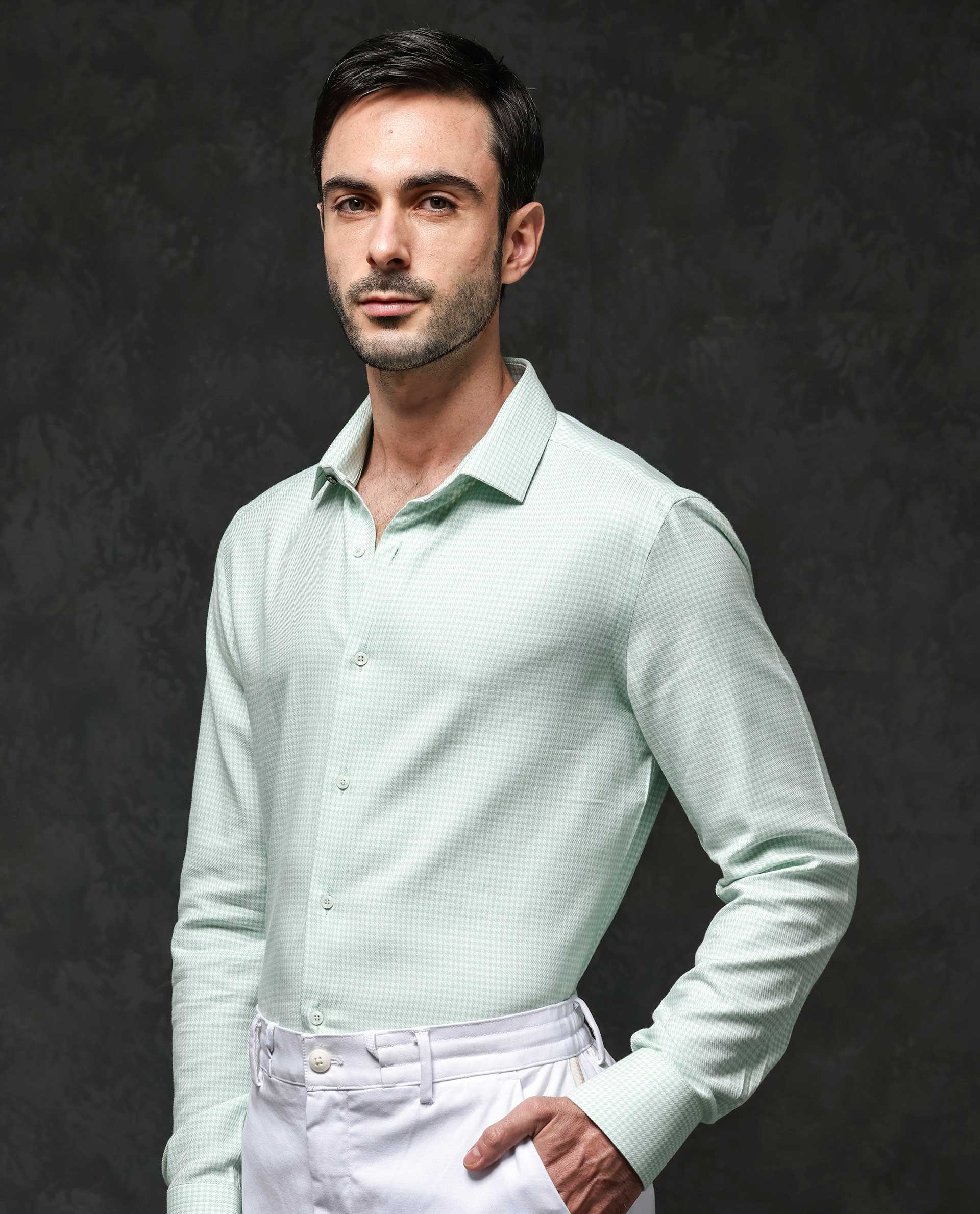 Rare Rabbit Mens Kinate Pastel Green Full Sleeve Solid Houndstooth Check Shirt