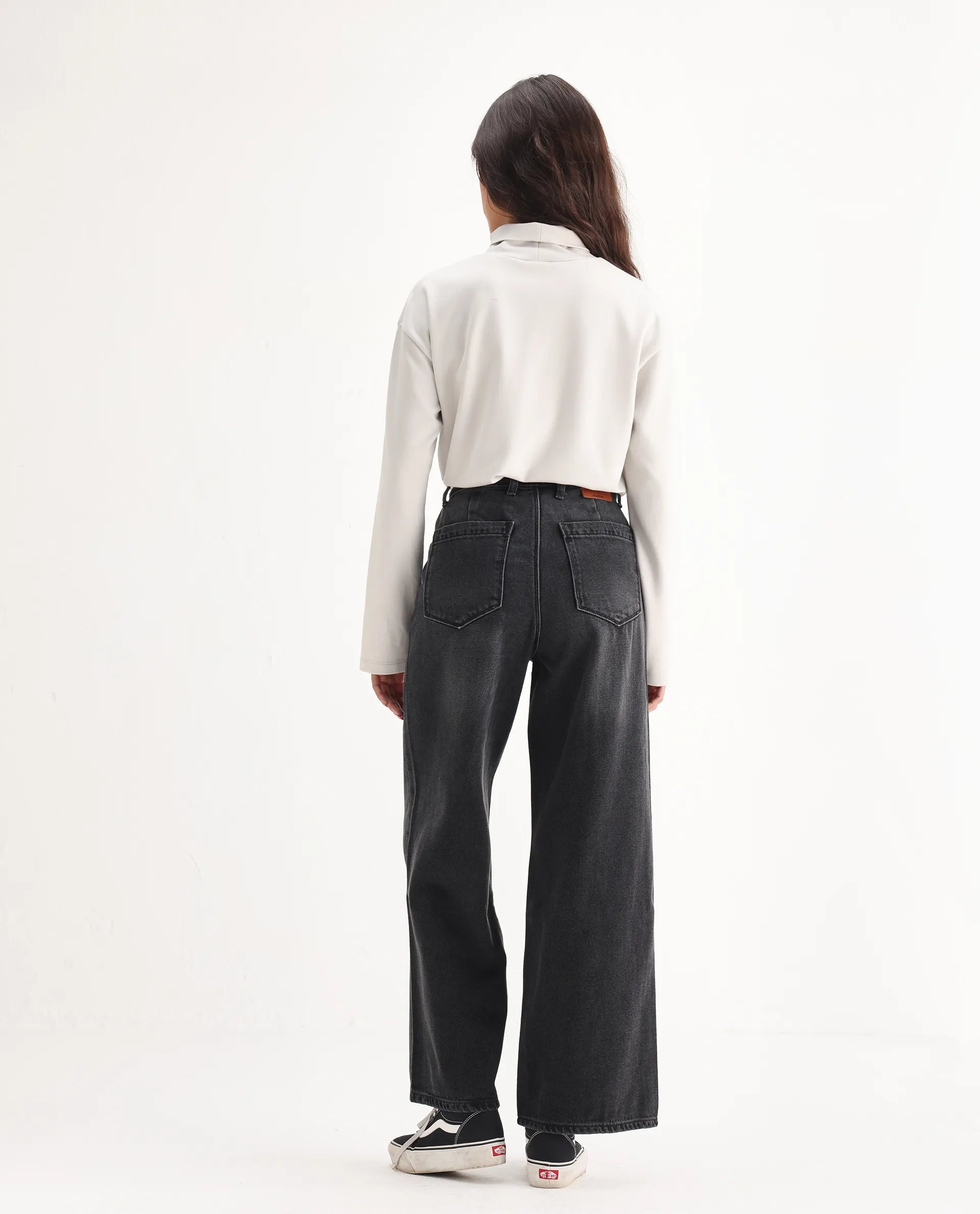 Rareism Women's Kinzy Black Cotton Plain Ankle Length Effortless Wide Jeans