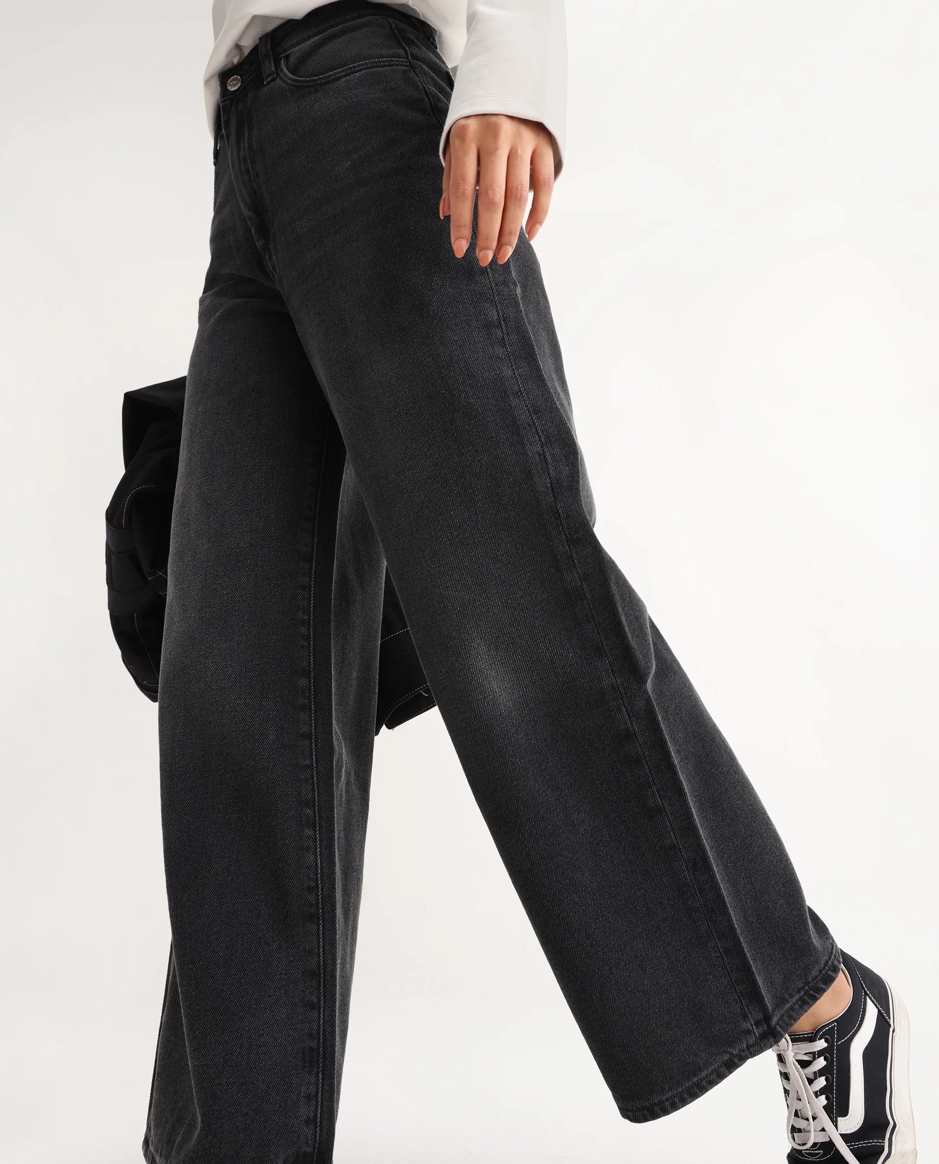 Rareism Women's Kinzy Black Cotton Plain Ankle Length Effortless Wide Jeans