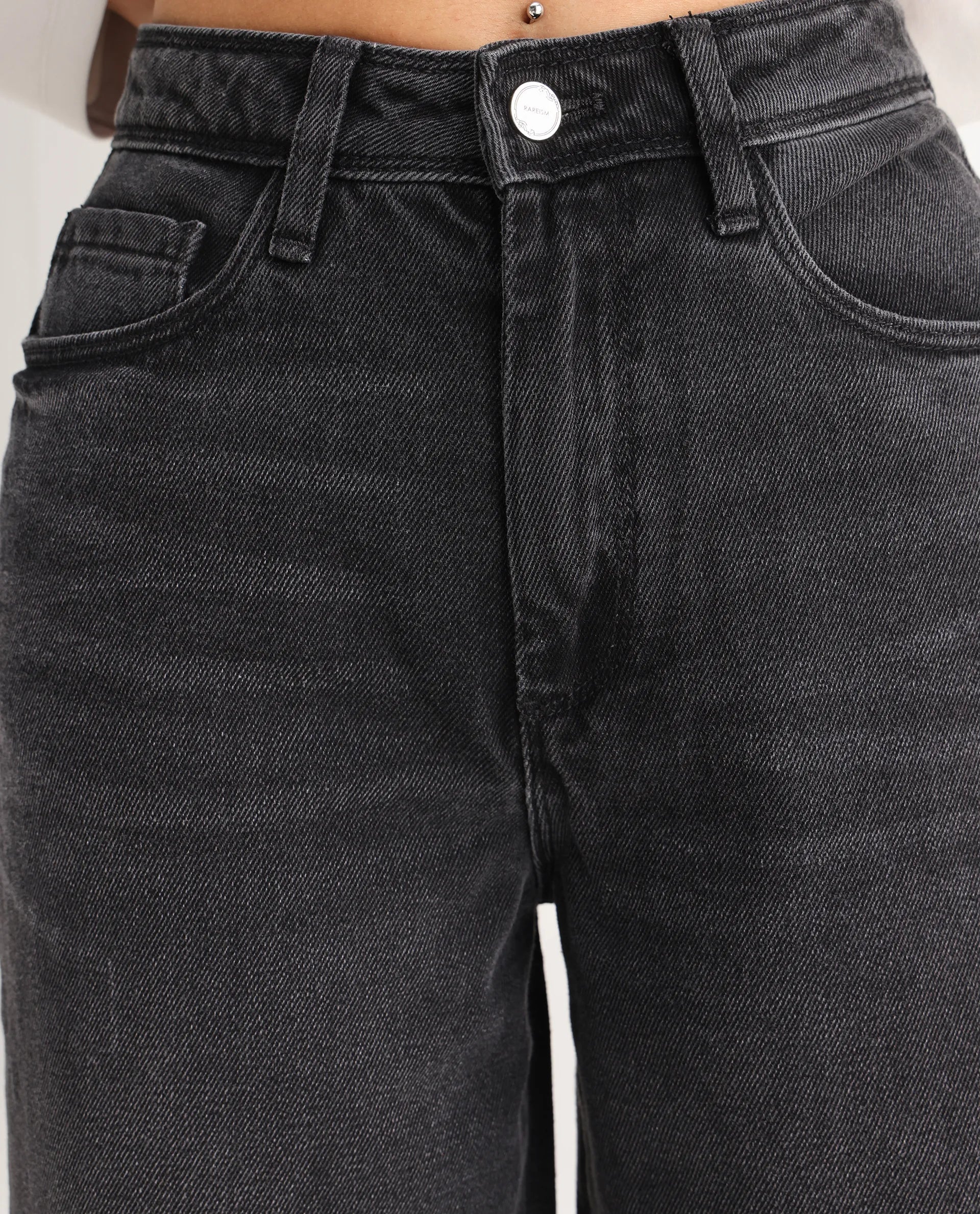 Rareism Women's Kinzy Black Cotton Plain Ankle Length Effortless Wide Jeans