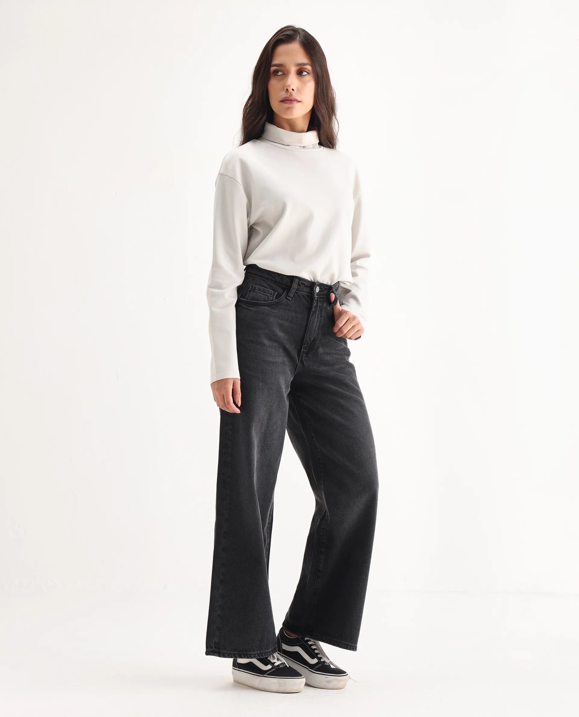 Rareism Women's Kinzy Black Cotton Plain Ankle Length Effortless Wide Jeans