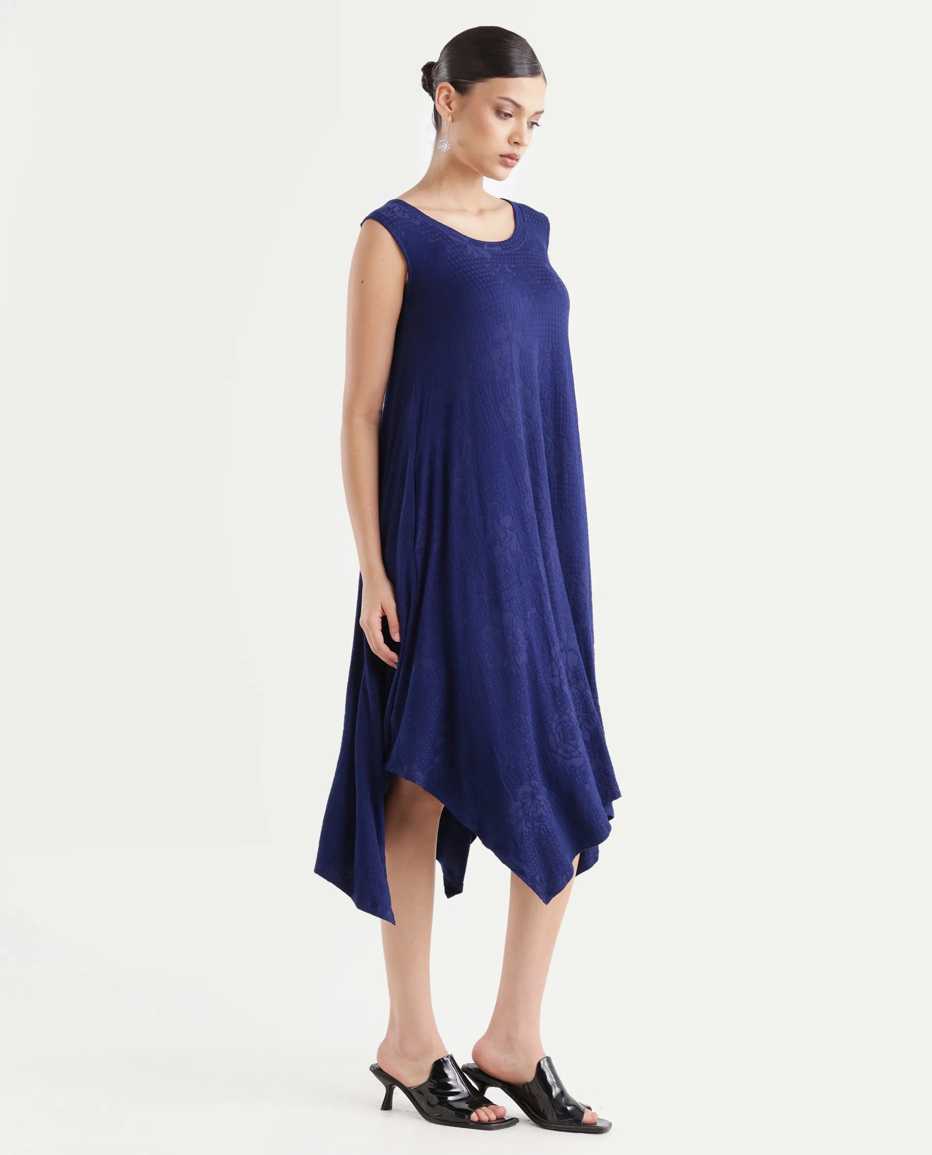 Rareism Women's Kisame Dark Blue Knit Jacquard Crew Neck Plain Sleeveless Midi Flared Dress