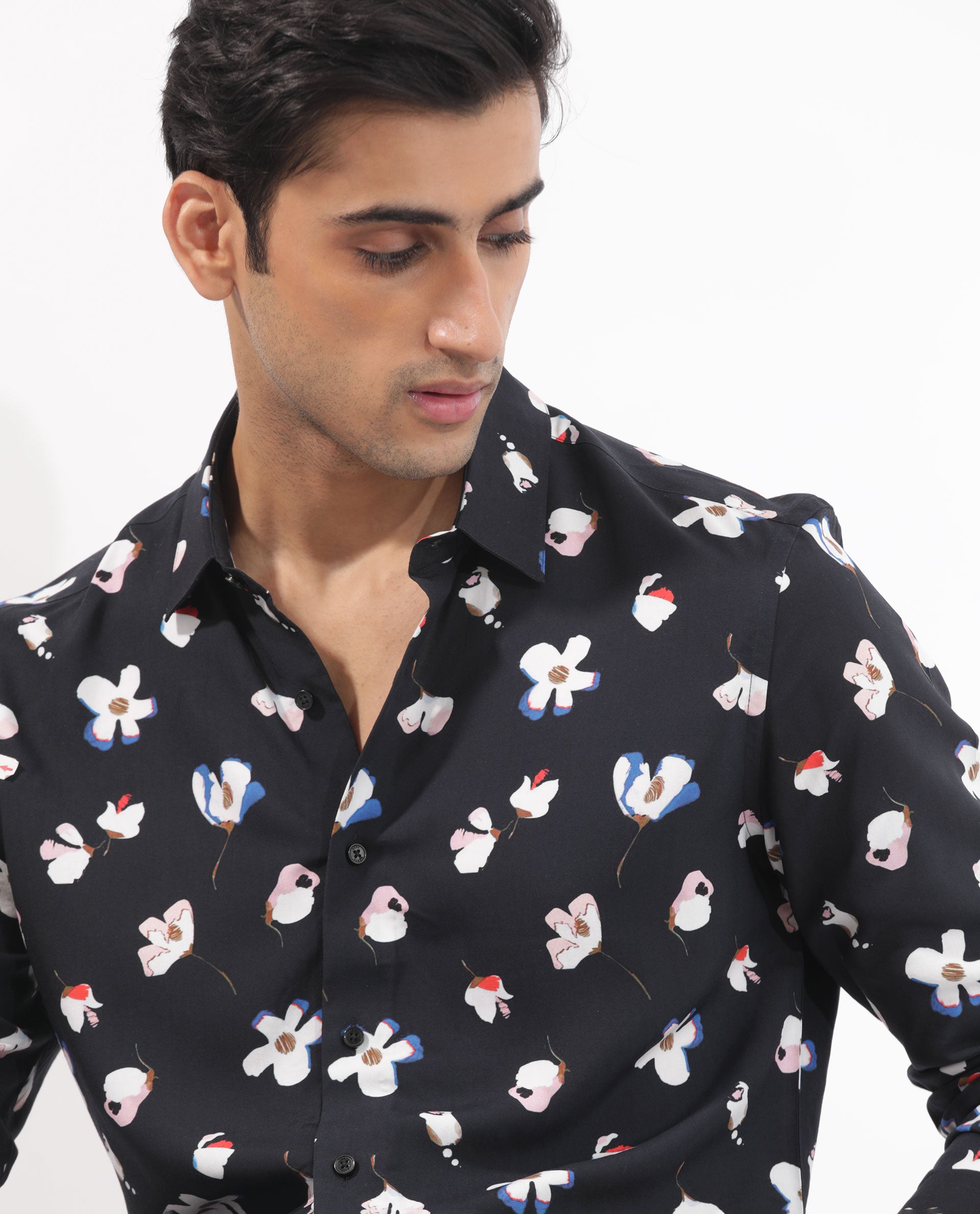 Rare Rabbit Mens Kraz Black Cotton Blend Full Sleeve Floral Print Shirt