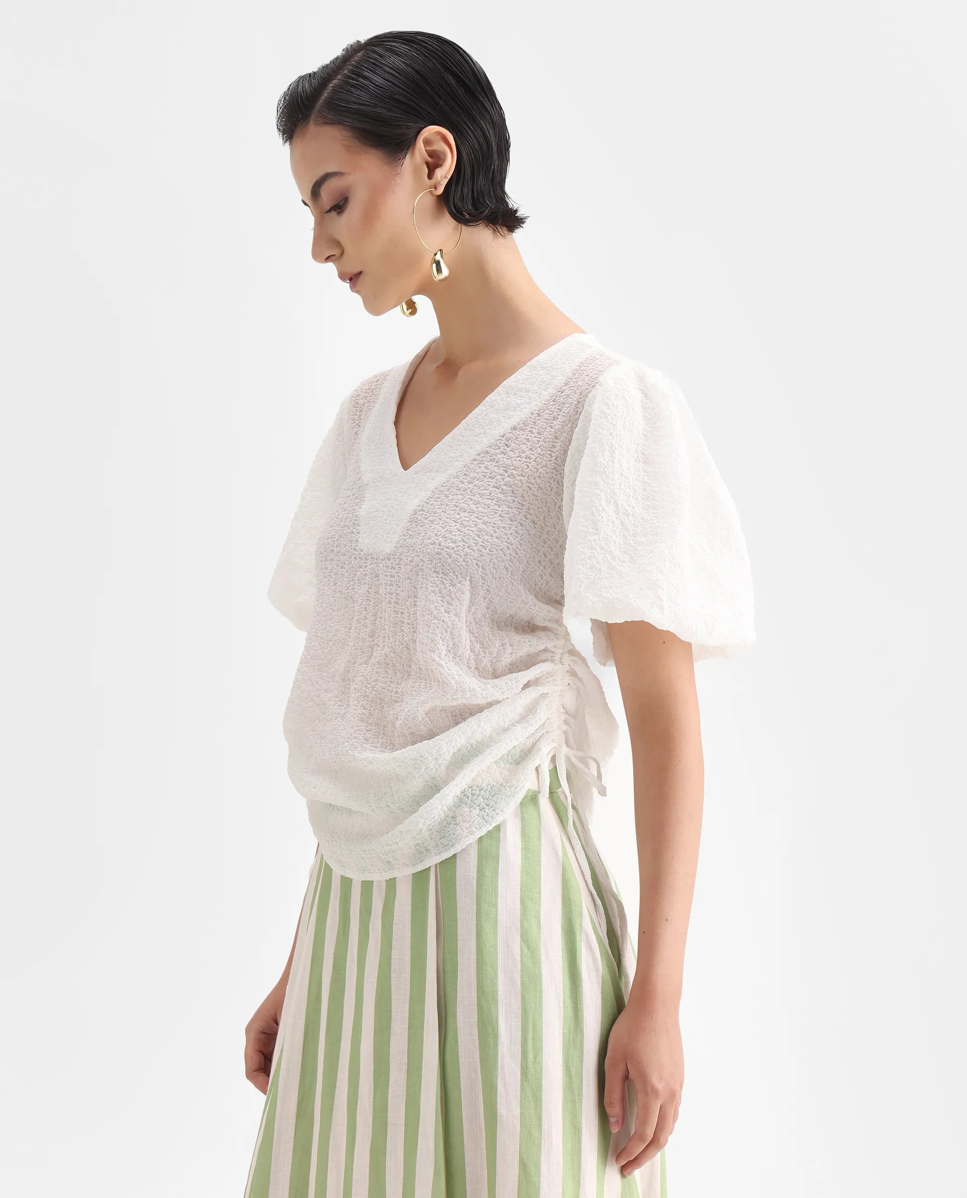 Rareism Women's Krien White Polyester V-Neck Plain Balloon Sleeve Regular Fit Top