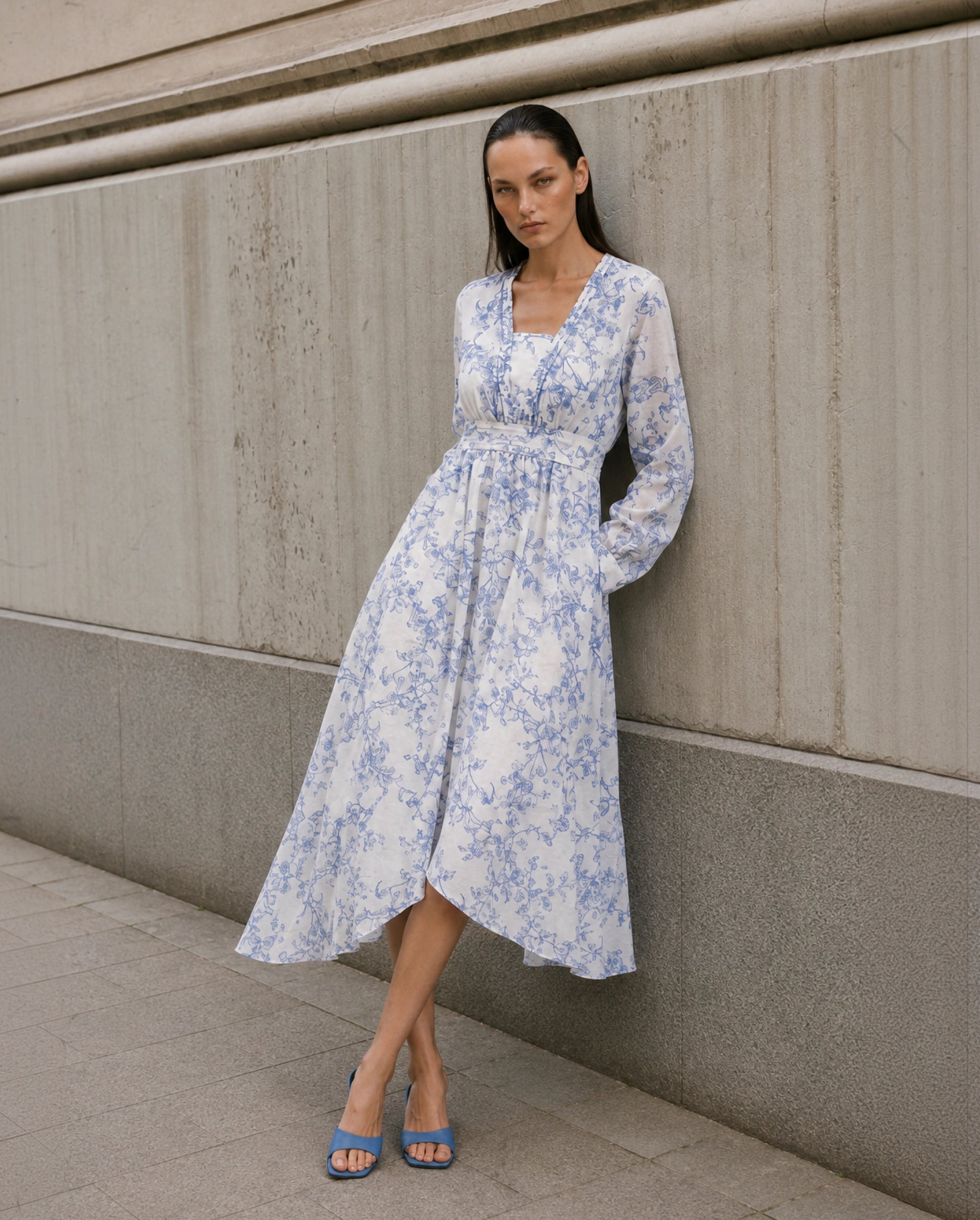 Rareism Women's Kriko Off White Polyester Ruffled Neck Asymmetric Ornamental Print Dress