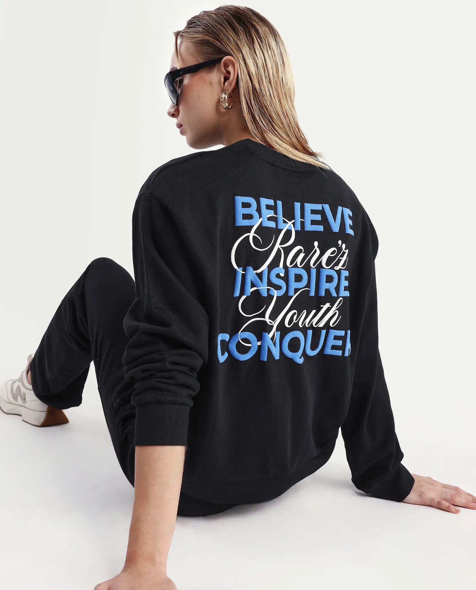 Rareism Women's Kuyum Black Cotton Blend Crew Neck Typography Print Regular Fit Sweatshirt