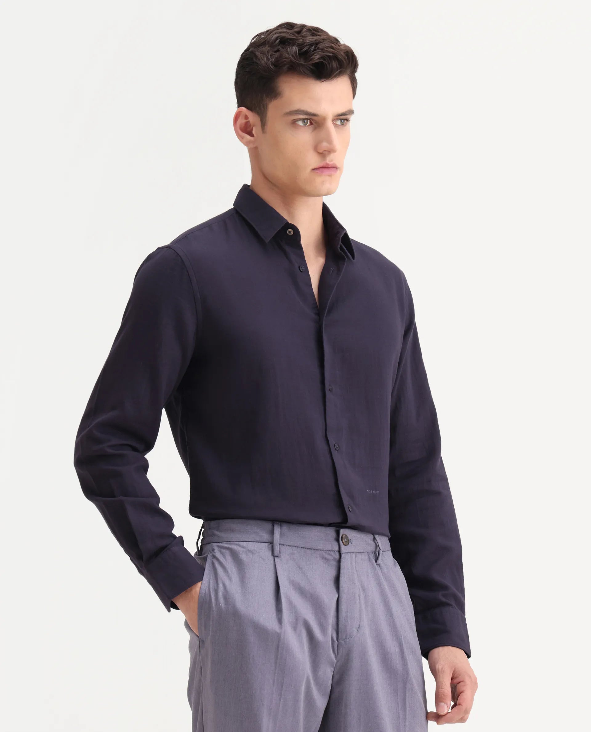 Rare Rabbit Men's Layerr-26 Purple Cotton Plain Regular Fit Full Sleeve Spread Collar Shirt