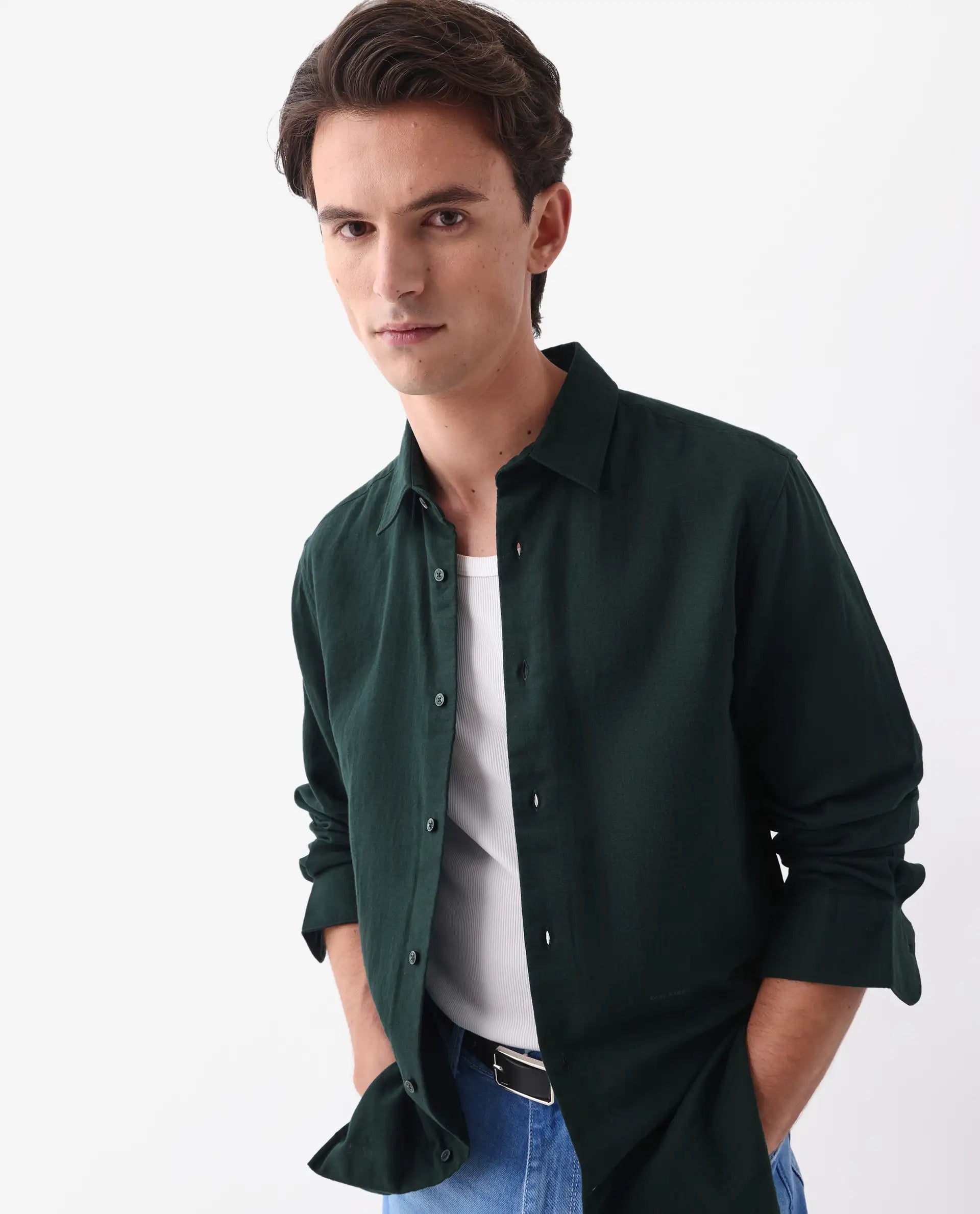 Rare Rabbit Men's Layerr-26 Teal Cotton Plain Regular Fit Full Sleeve Collared Shirt