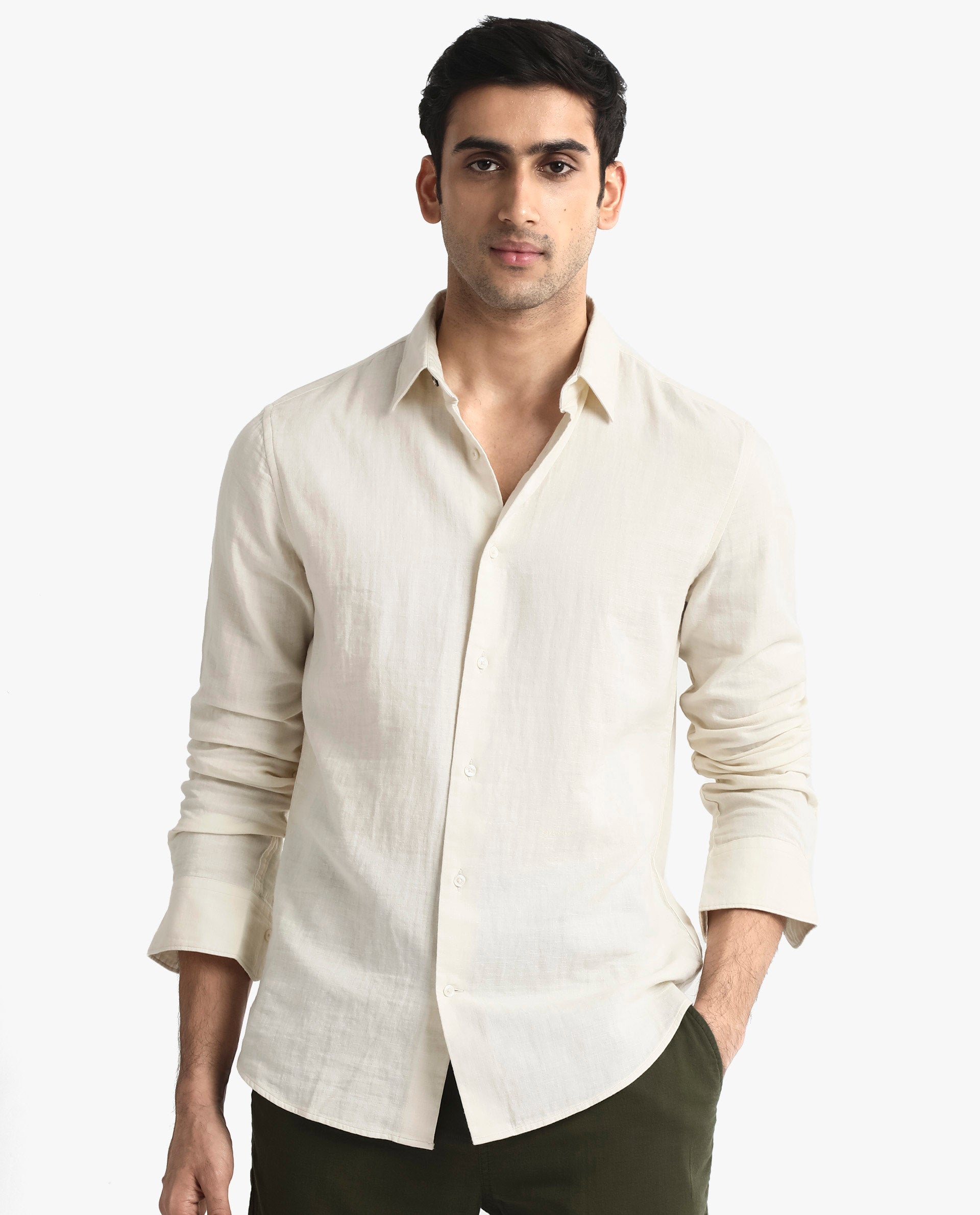 Rare Rabbit Men's Layerr-2 Off White Cotton Plain Regular Fit Full Sleeve Collared Shirt