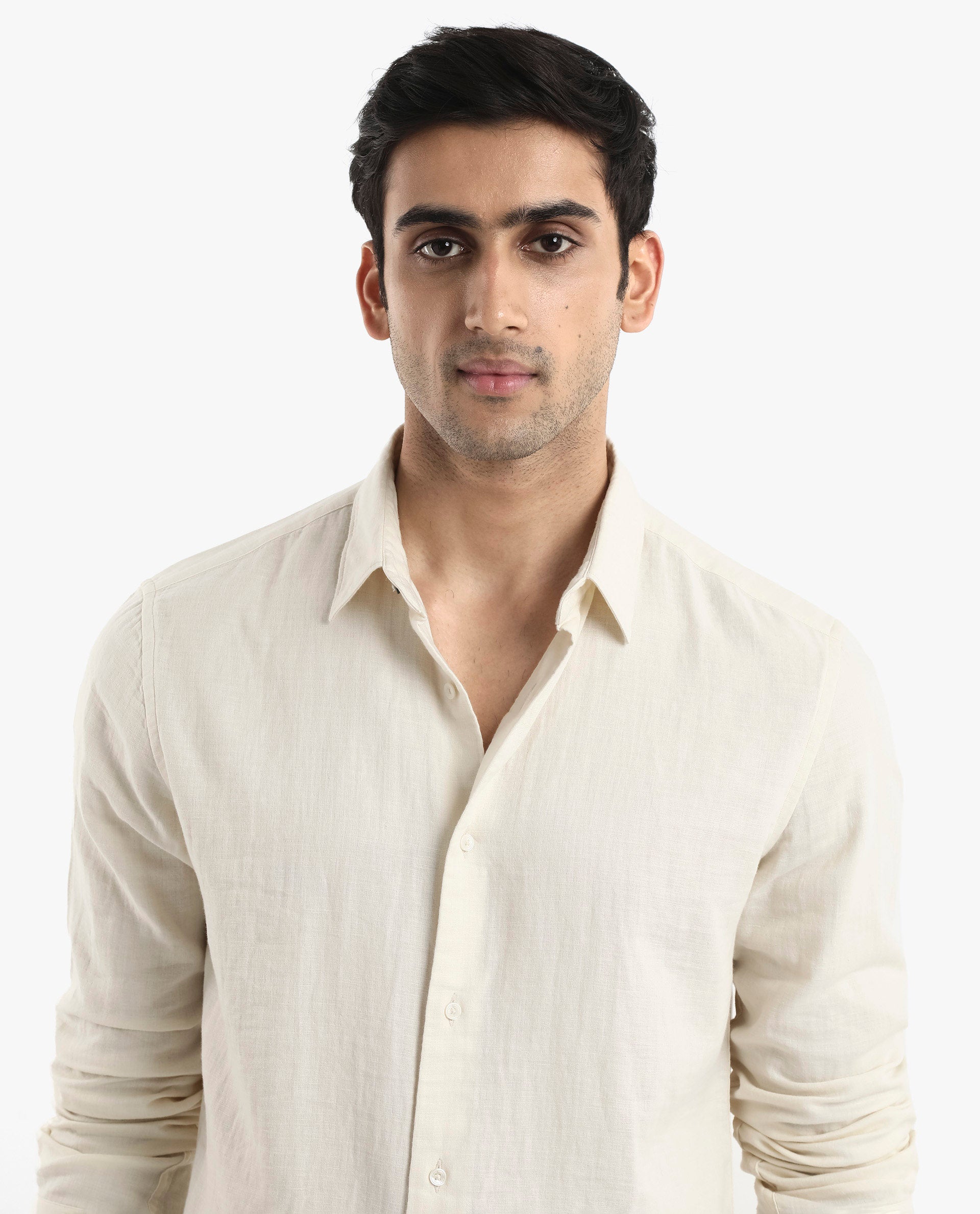 Rare Rabbit Men Layerr-2 Off White Cotton Fabric Full Sleeve Regular Fit Solid Shirt