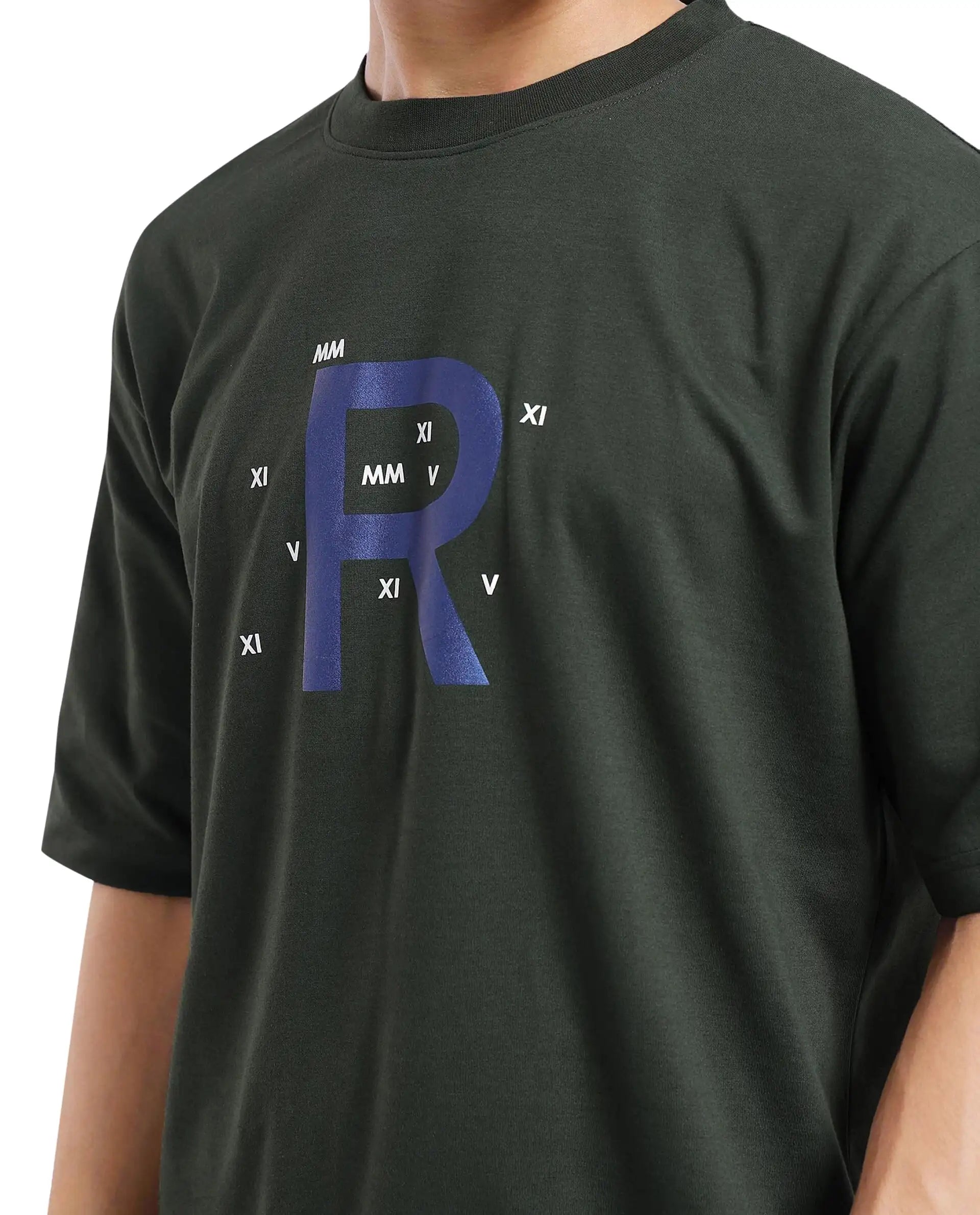 Rare Rabbit Men Leat Olive Cotton Polyester Fabric Short Sleeve Crew Neck Boxy Fit Printed T-Shirt