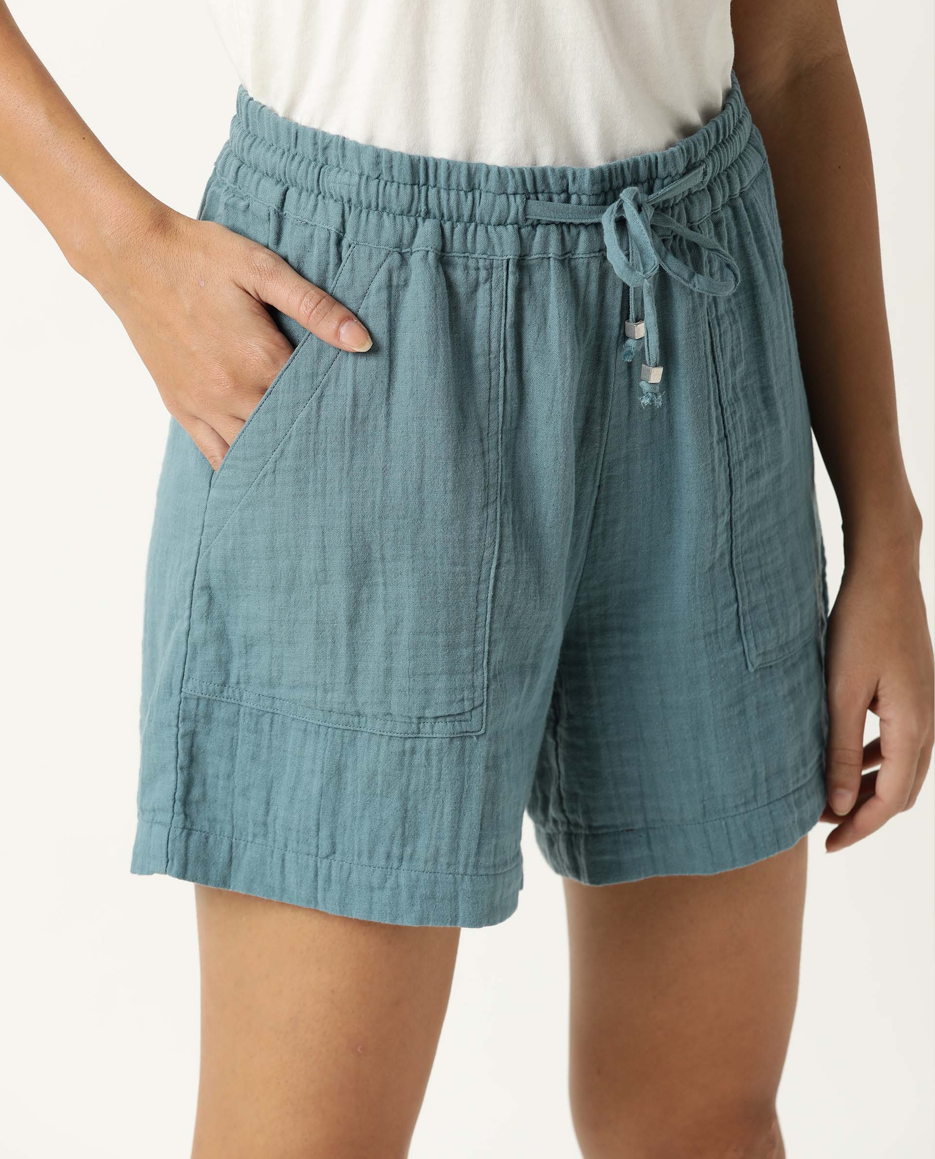 Rareism Women Leno Green Cotton Fabric Regular Fit Solid High Rise Shorts