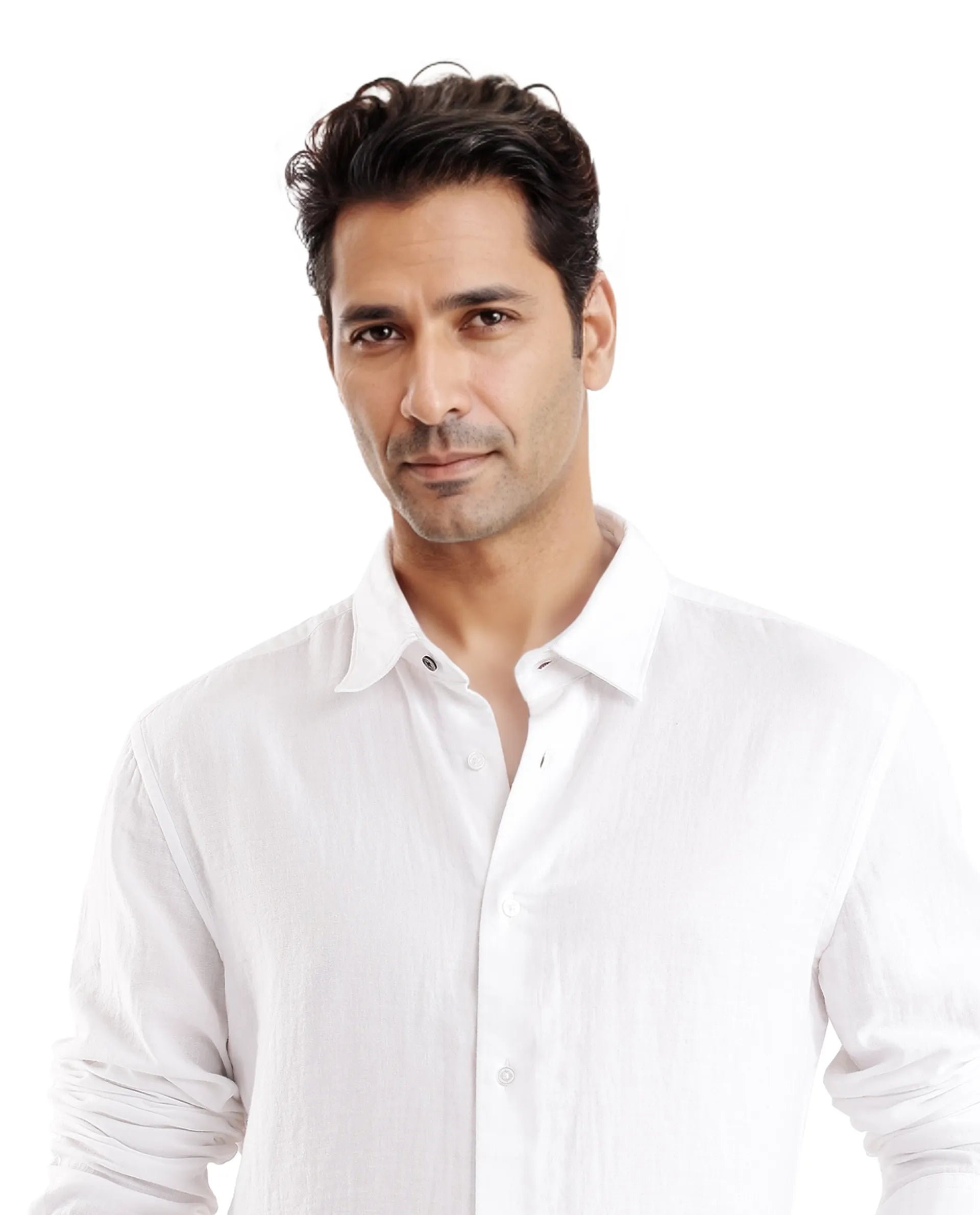 Rare Rabbit Men Layerr Ls-25 White Cotton Fabric Full Sleeve Collared Neck Button Closure Plain Shirt