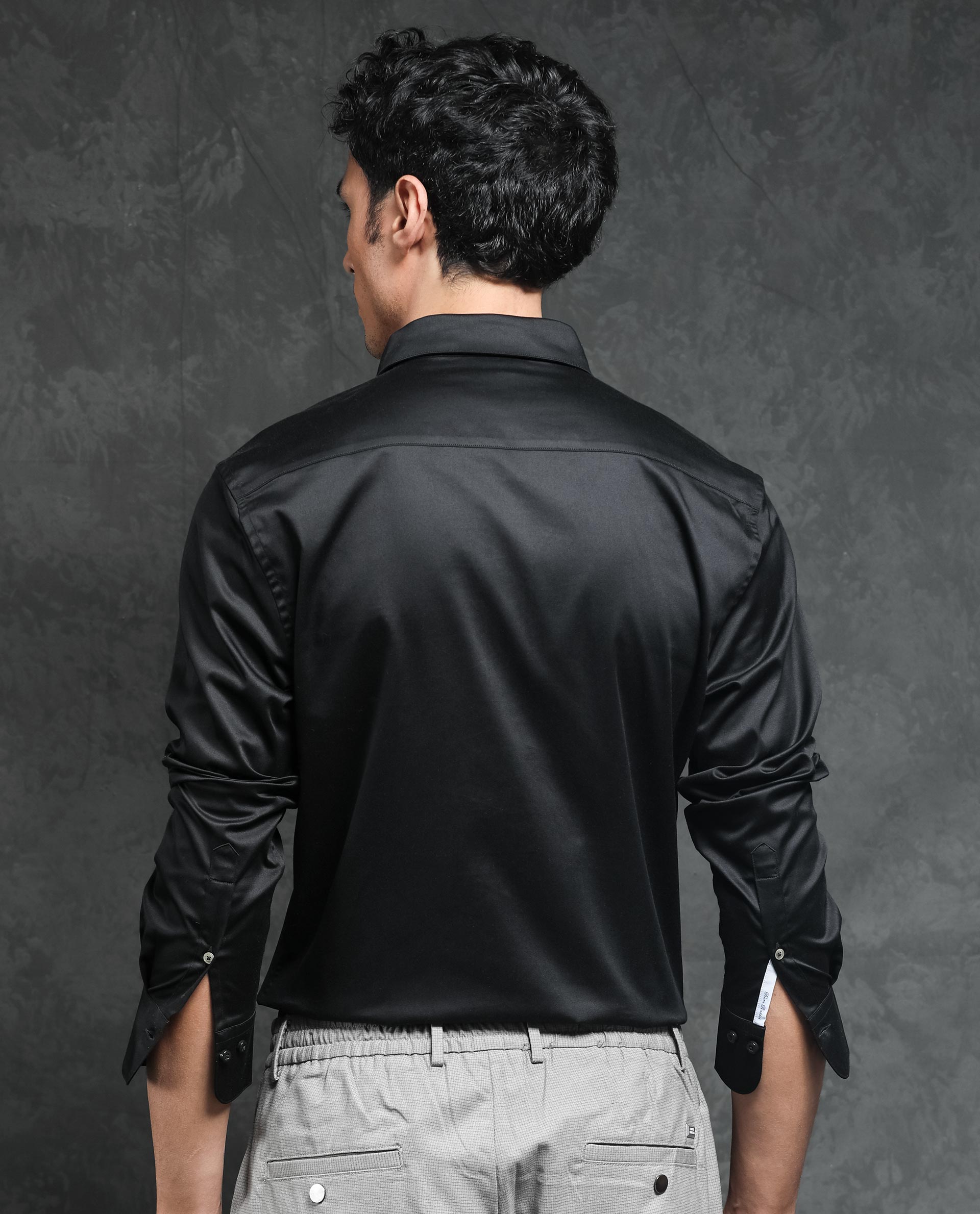 Rare Rabbit Men's Liner Black Cotton Lycra Fabric Full Sleeves Solid Shirt