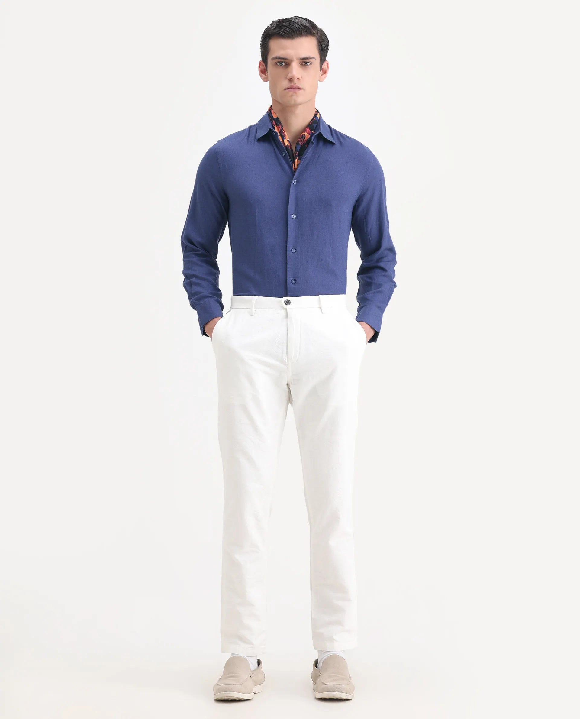 Rare Rabbit Men's Linex Ls-25 Blue Linen Blend Plain Regular Fit Full Sleeve Collared Shirt