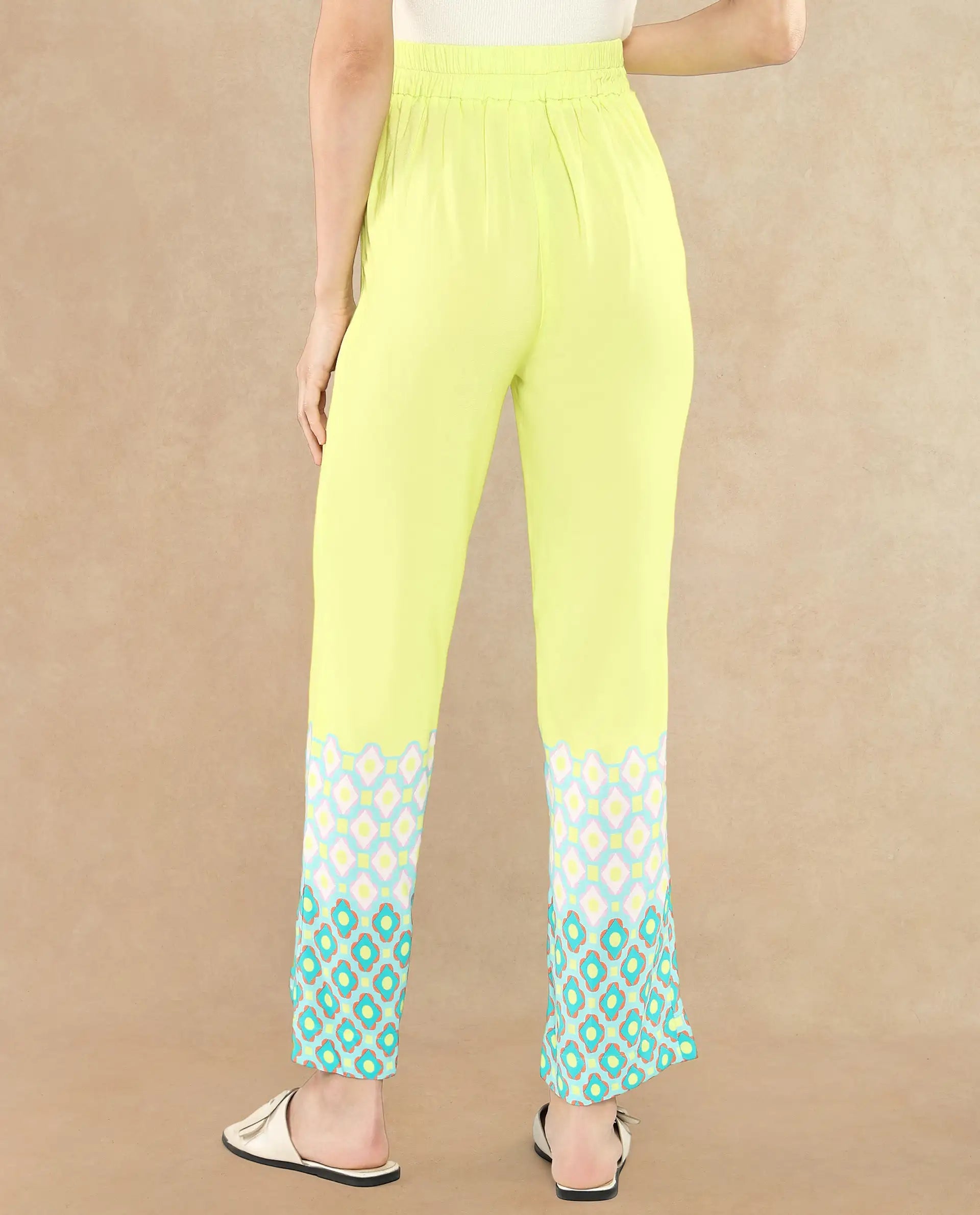 Rareism Women Livorno Light Multi Button Closure Straight Fit Ankle Length Geometric Print Trouser