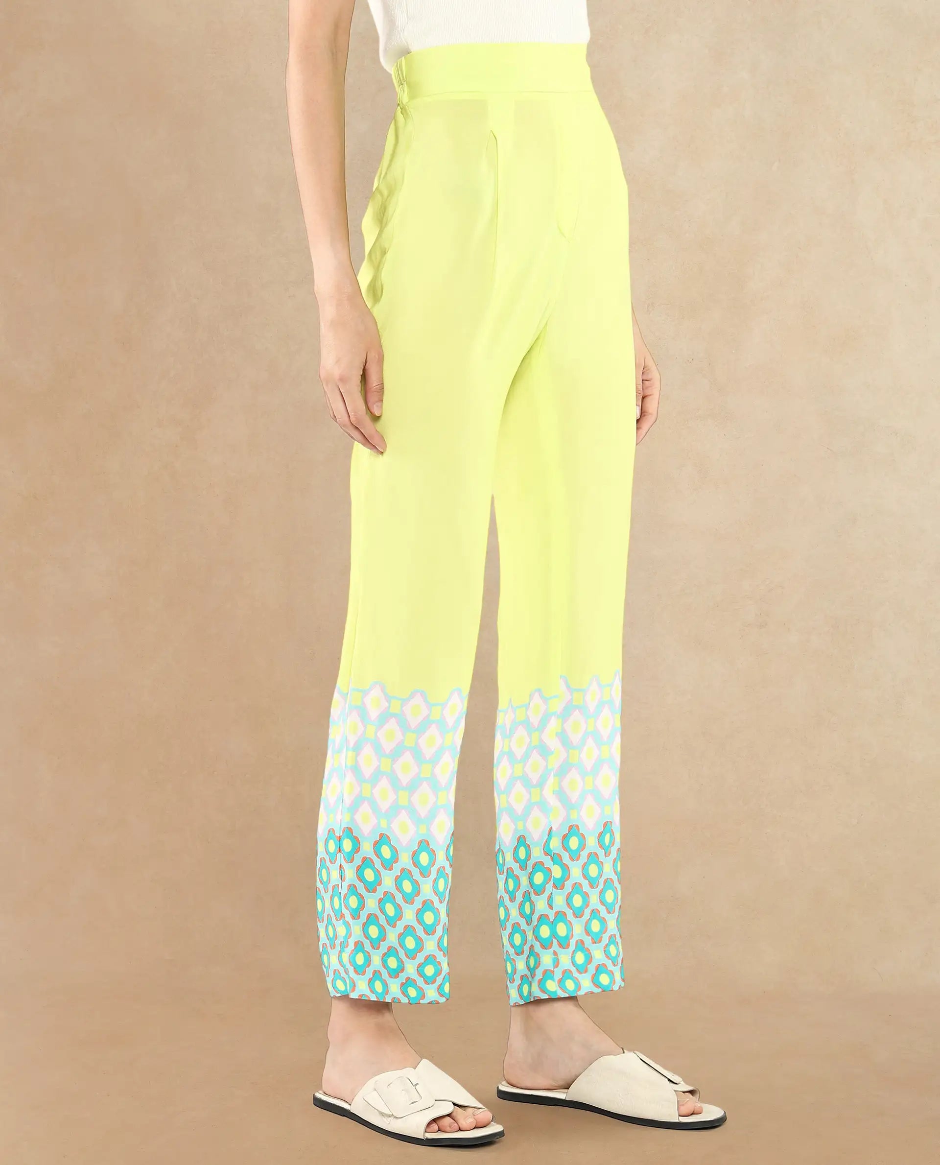 Rareism Women Livorno Light Multi Button Closure Straight Fit Ankle Length Geometric Print Trouser