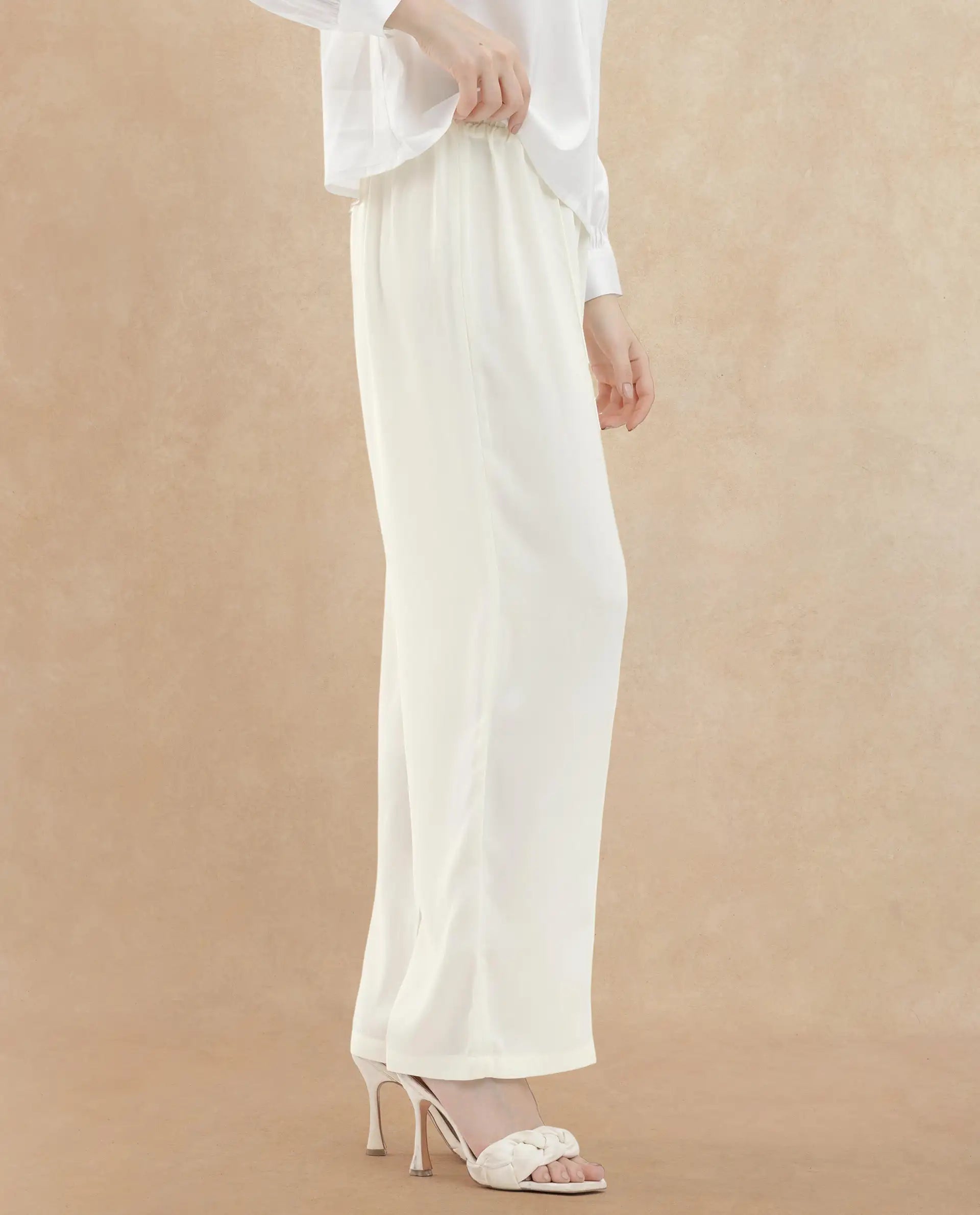 Rareism Women Haz Light Off White Polyester Fabric Wide Leg Fit Plain Ankle Length Trousers