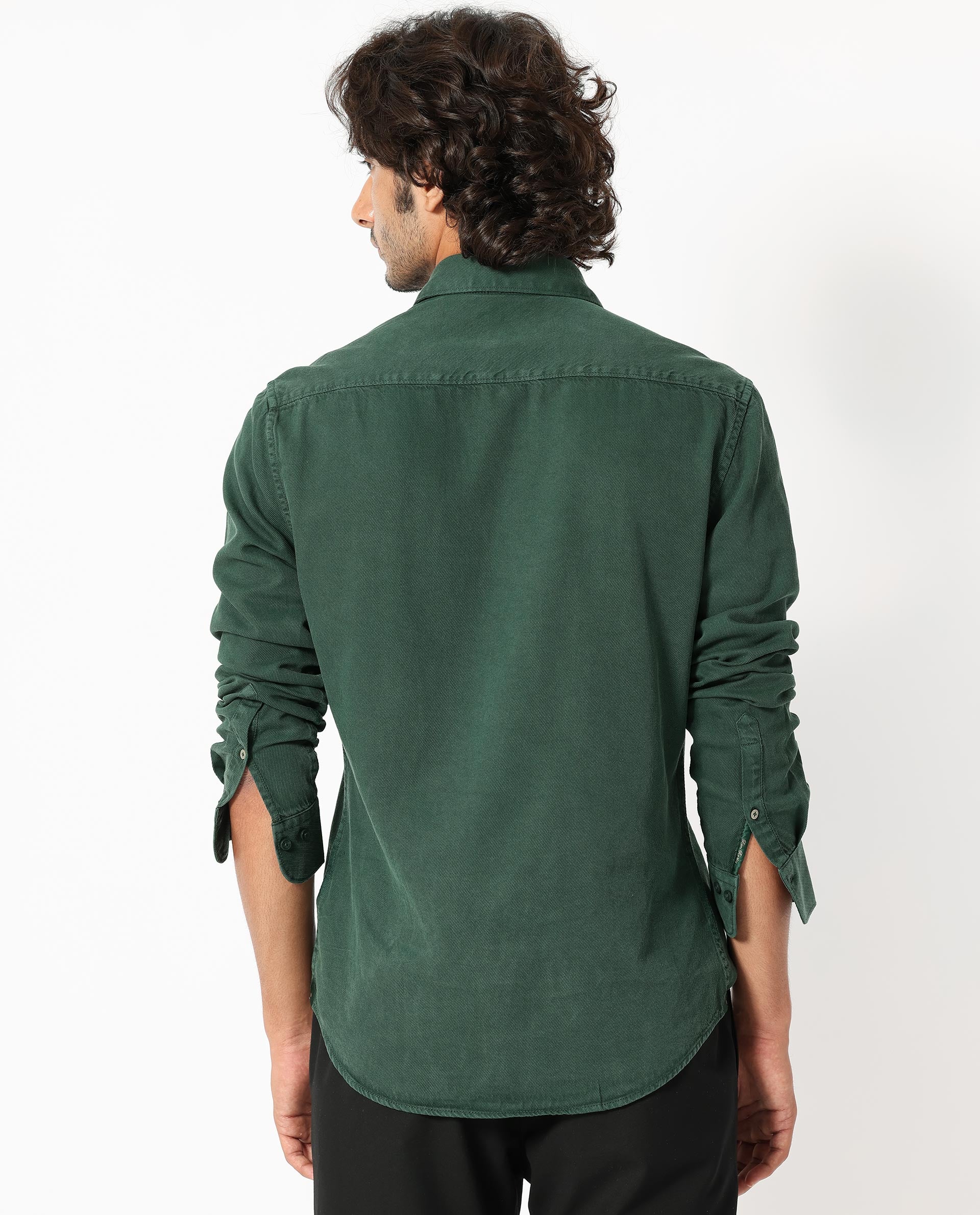 Buy Men Green Super Slim Fit Solid Full Sleeves Casual Shirt Online -  737582 | Peter England