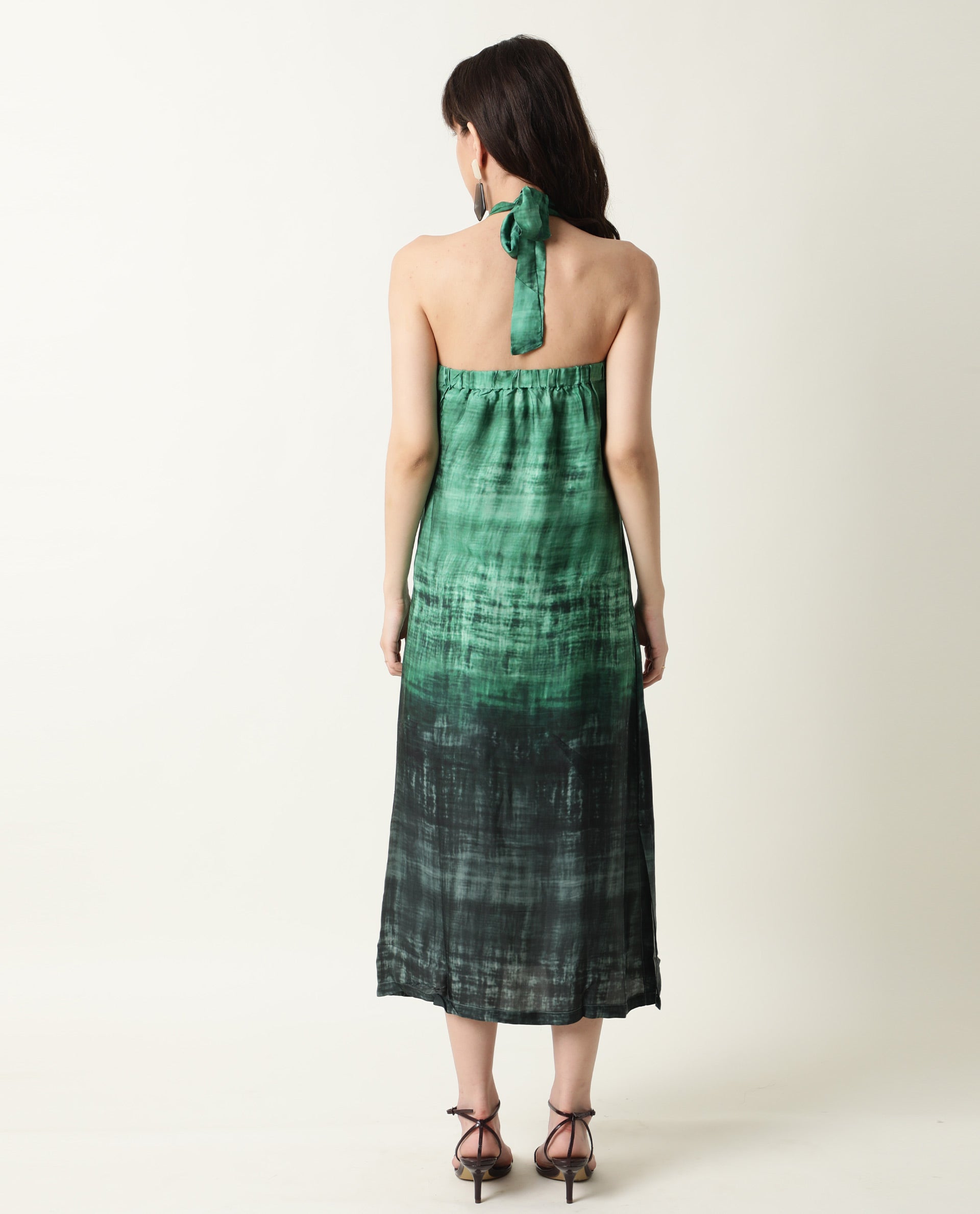 Rareism Women Lipos Green Printed Halter Neck With Back Tie Up Midi Dress