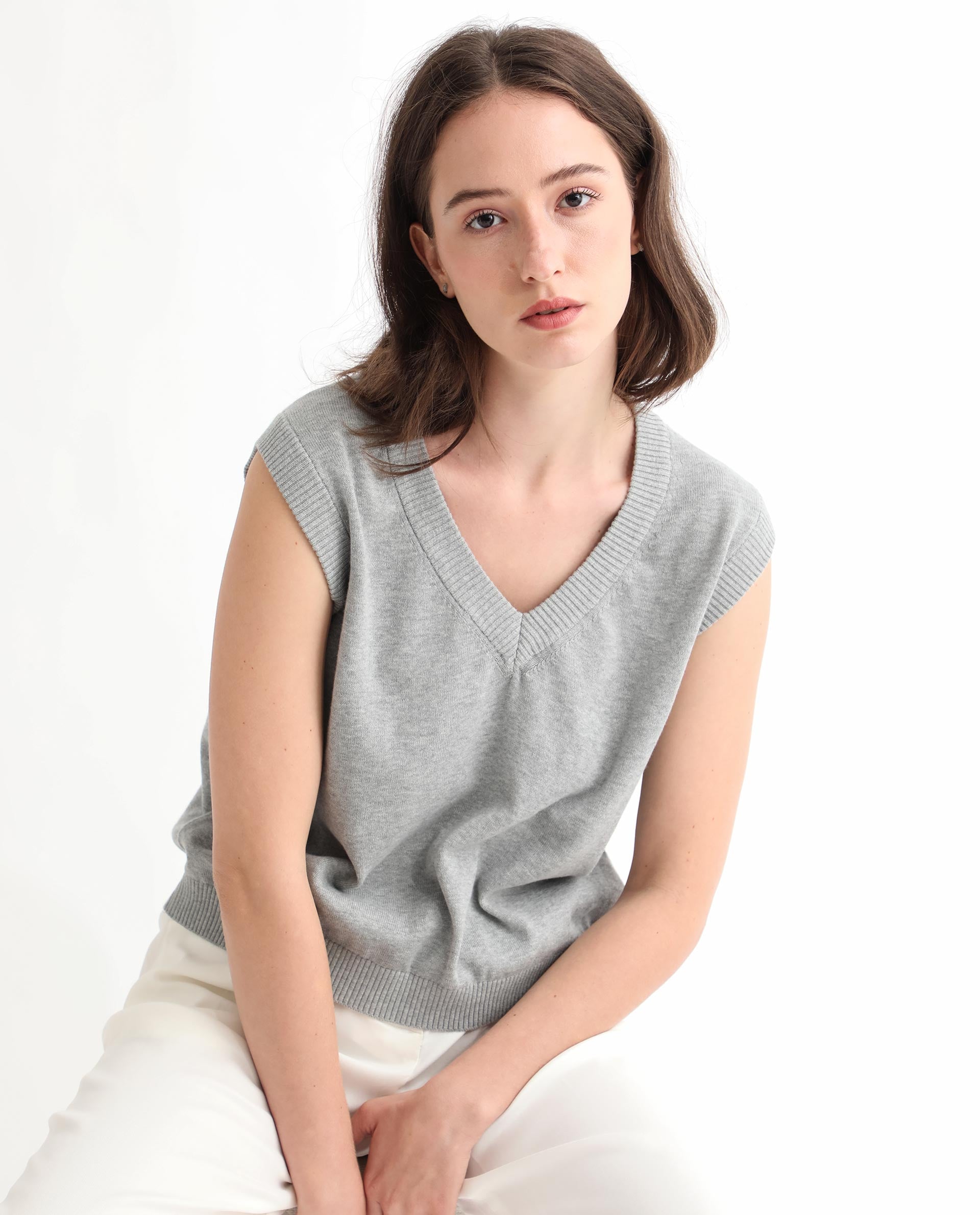 Rareism Women Madelyn Grey Cotton Fabric Sleeveless Knee Length Regular Fit Solid V-Neck Sweater