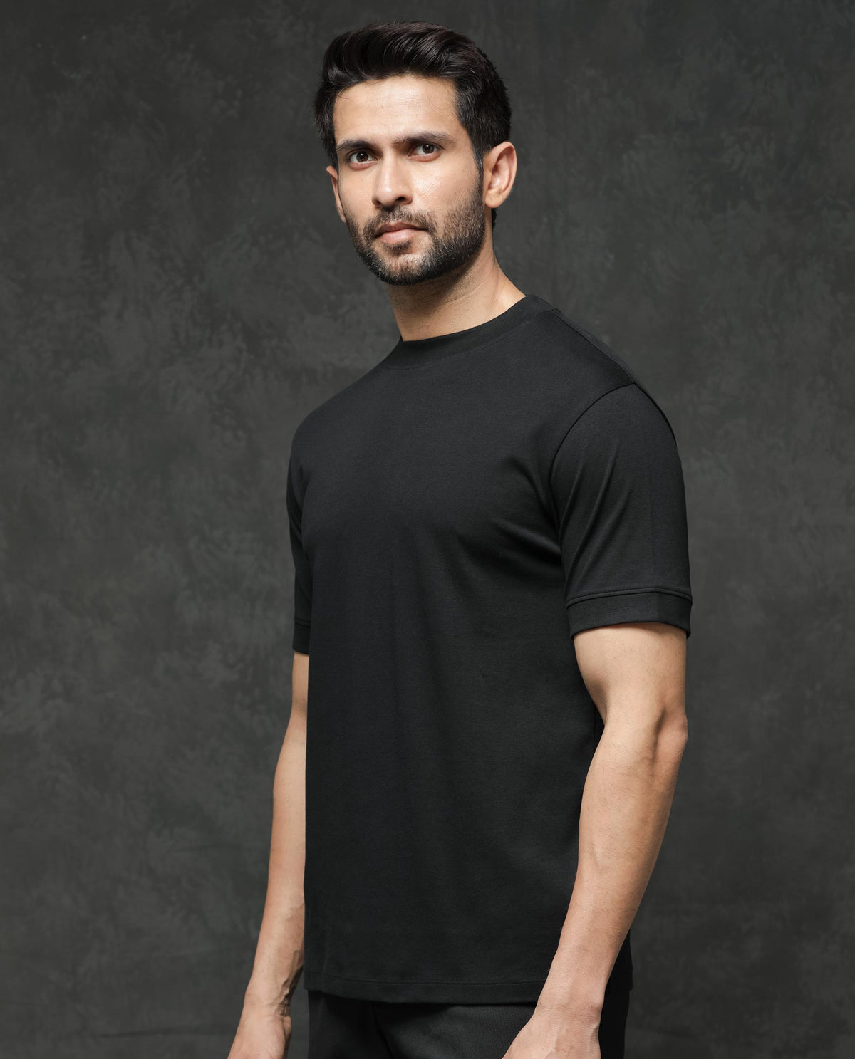 Rare Rabbit Men's Mano Black Cotton Fabric Half Sleeves Solid T-Shirt