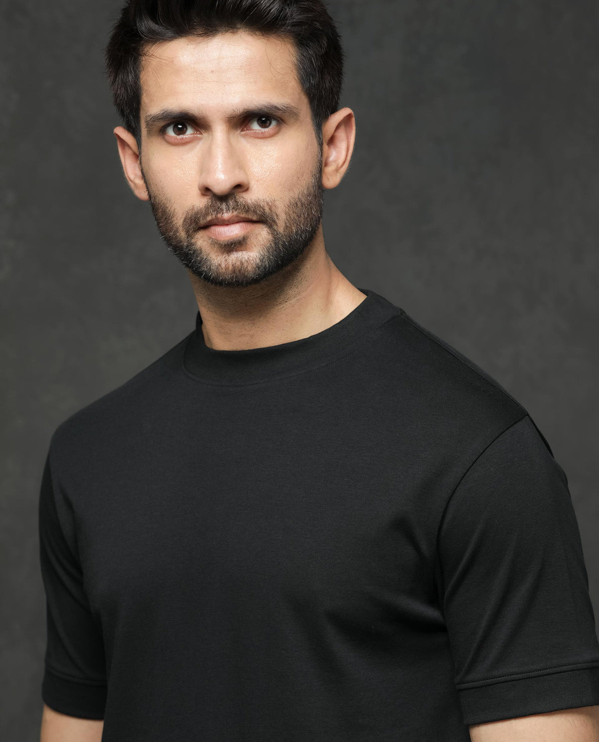 Rare Rabbit Men's Mano Black Cotton Fabric Half Sleeves Solid T-Shirt