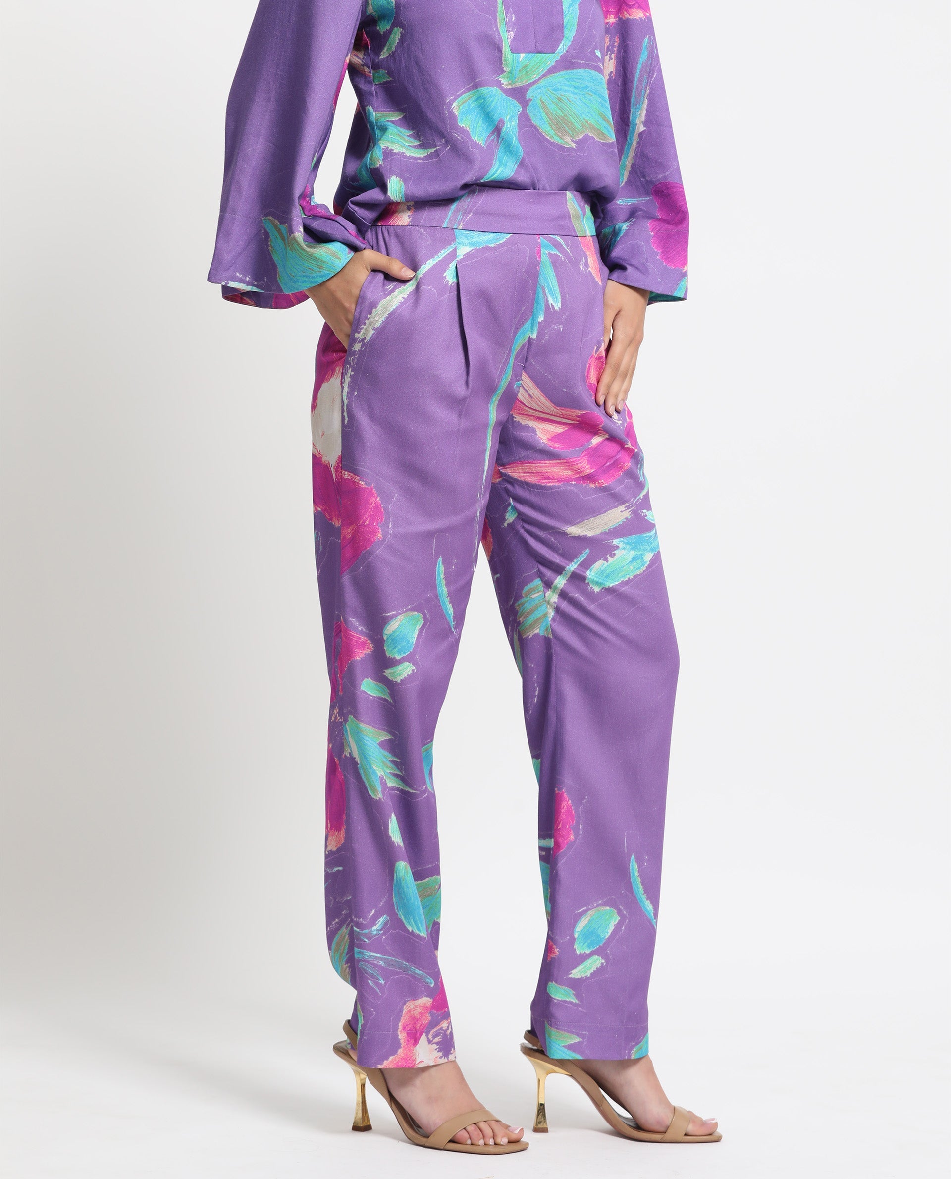 Rareism Women Martin Dark Blue Cotton Fabric Drawstring Closure Relaxed Fit Floral Print Ankle Length Trousers