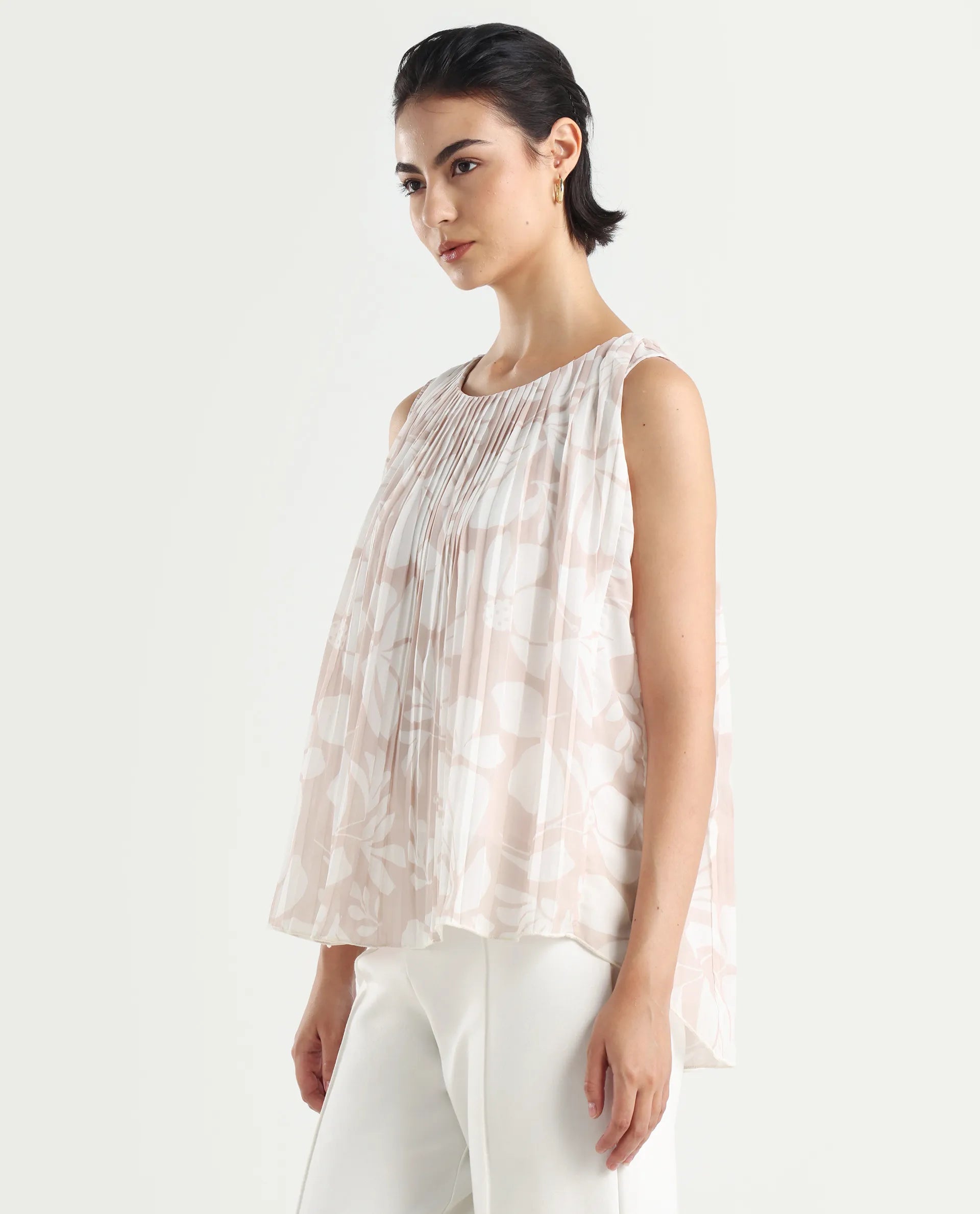 Rareism Women's Matera Sc Light Beige Polyester Crew Neck Abstract Print Sleeveless Relaxed Fit Top