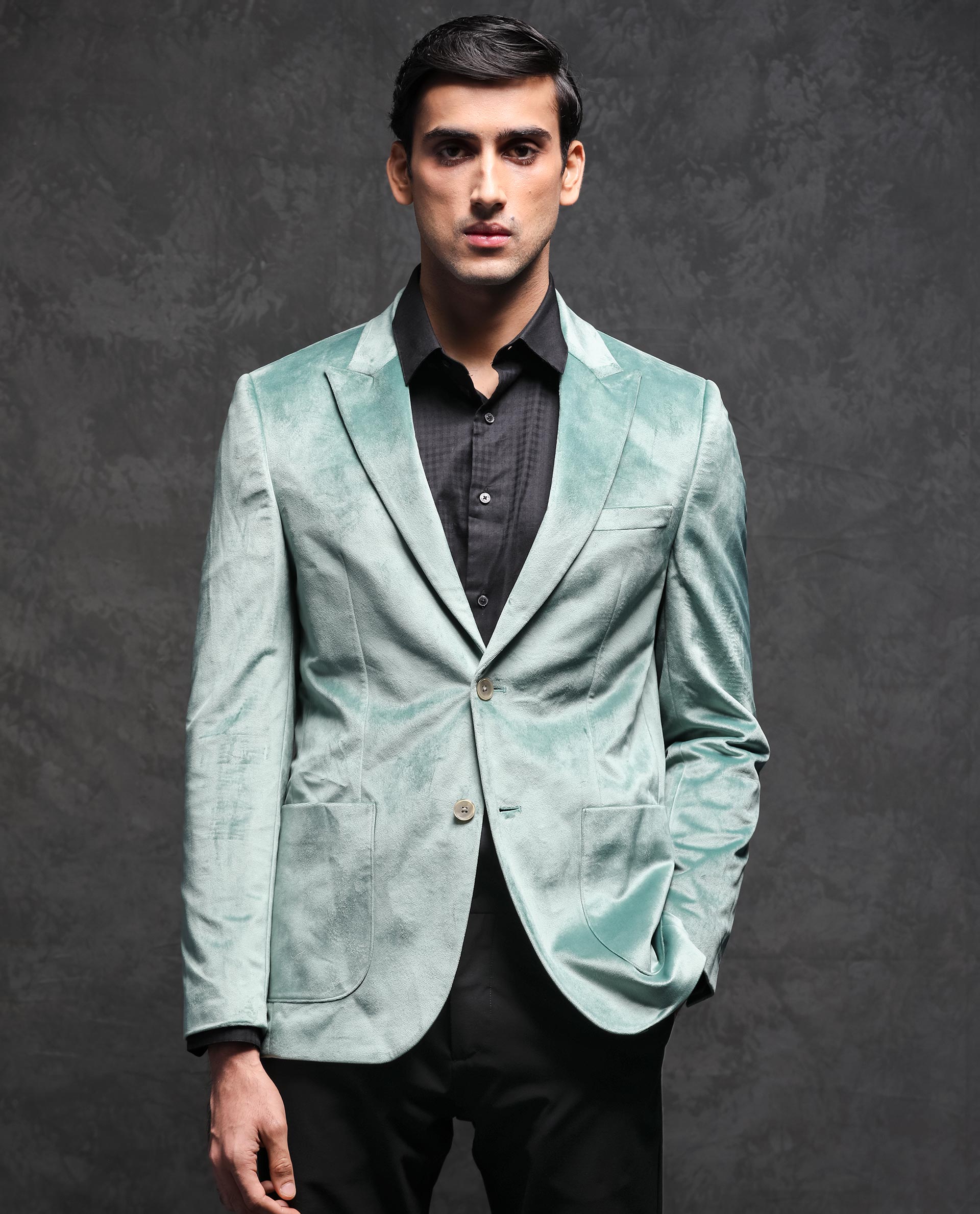 Rare Rabbit Men's Mazey Green Velvet Plain Tailored Fit Full Sleeve La