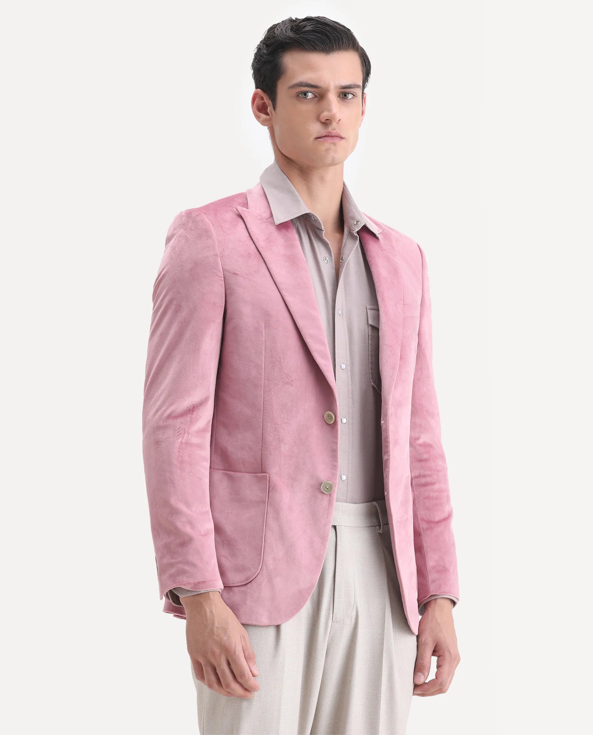 Rare Rabbit Men's Mazey Pink Velvet Plain Tailored Fit Full Sleeve Lapel Neck Blazer